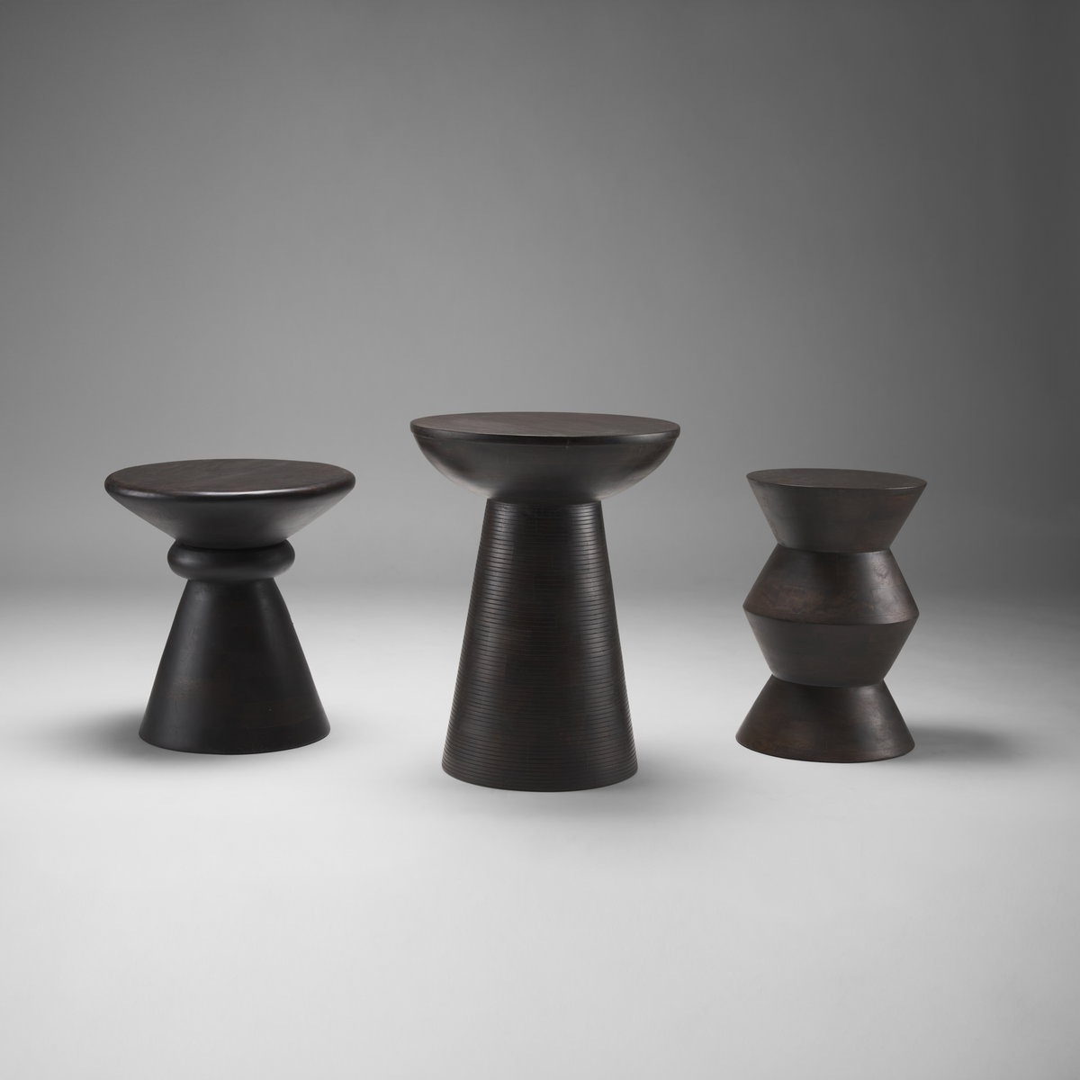 Palmera Dark Brown Wood Pedestal Accent Table, Side & End Table by Mercana, 16" length x 16" width x 17.5" height View 3