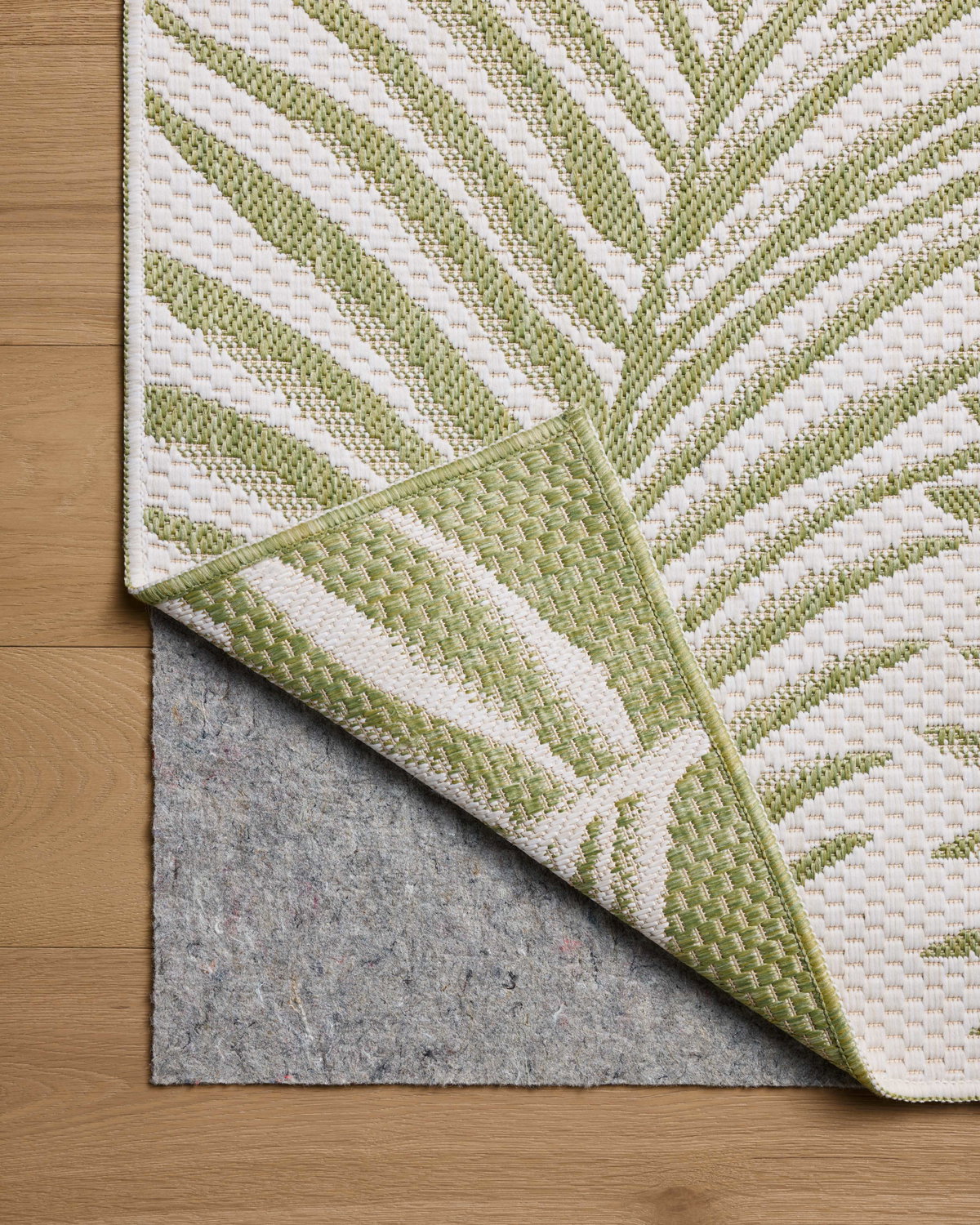 Loloi Easton Rug, 2'3" length x 3'9" width View 7