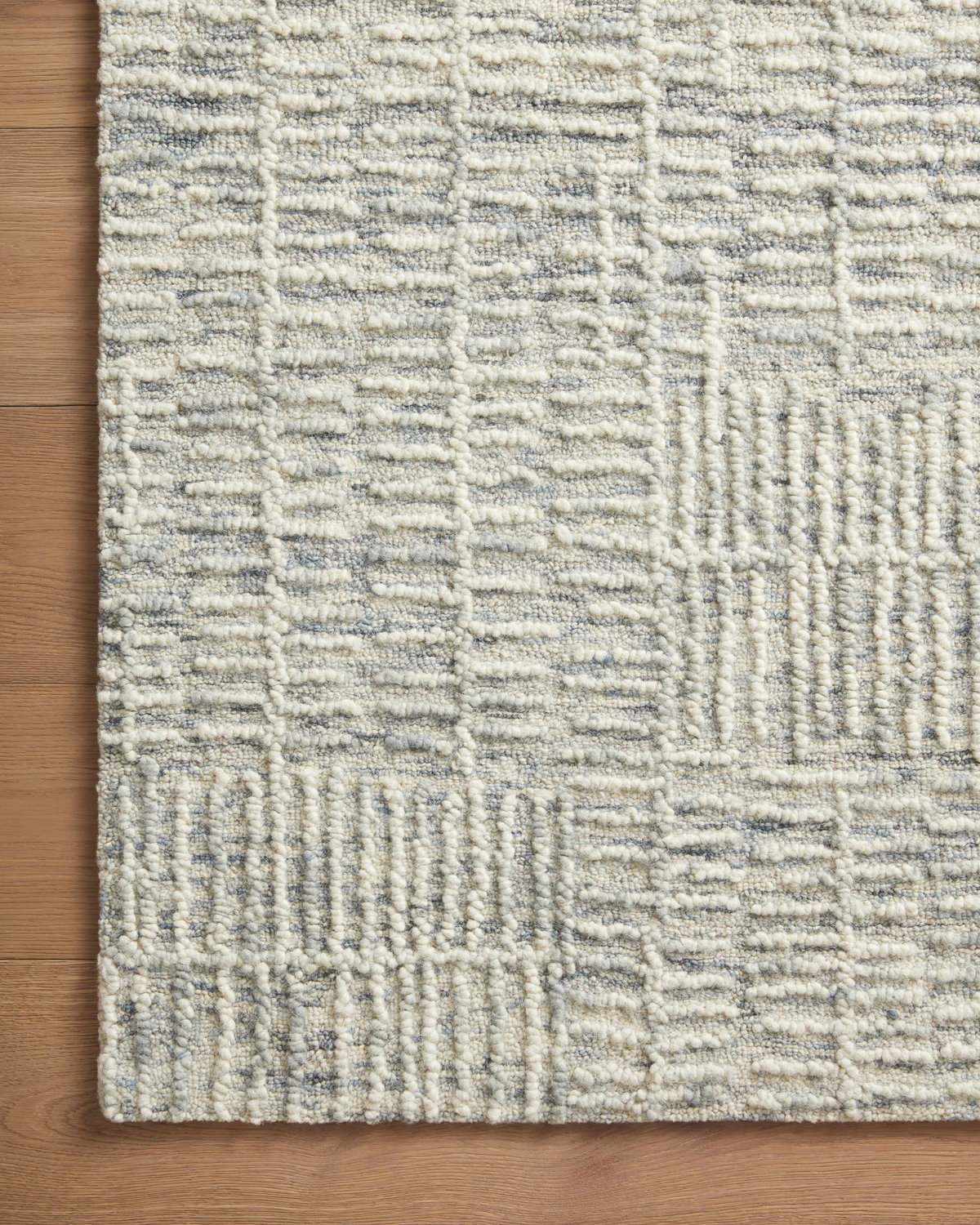 Loloi Tallulah Rug, 1'6" length x 1'6" width View 3