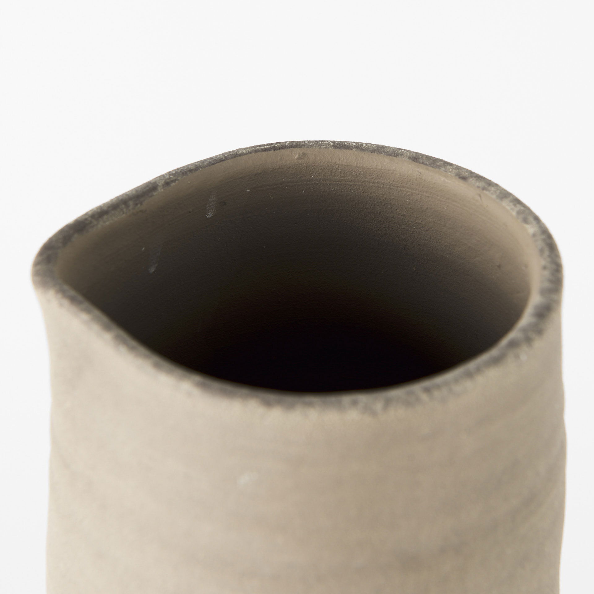 Garand Large 18.8H Two-Toned Black/Natural Ceramic Jug large image 