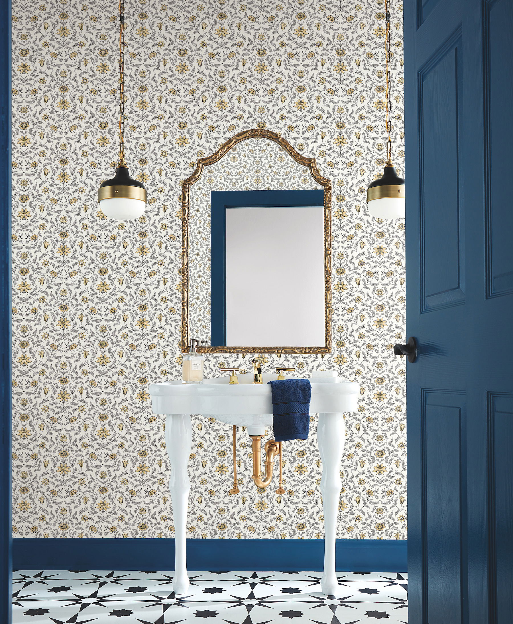 Vintage Blooms Yellow Wallpaper large image 