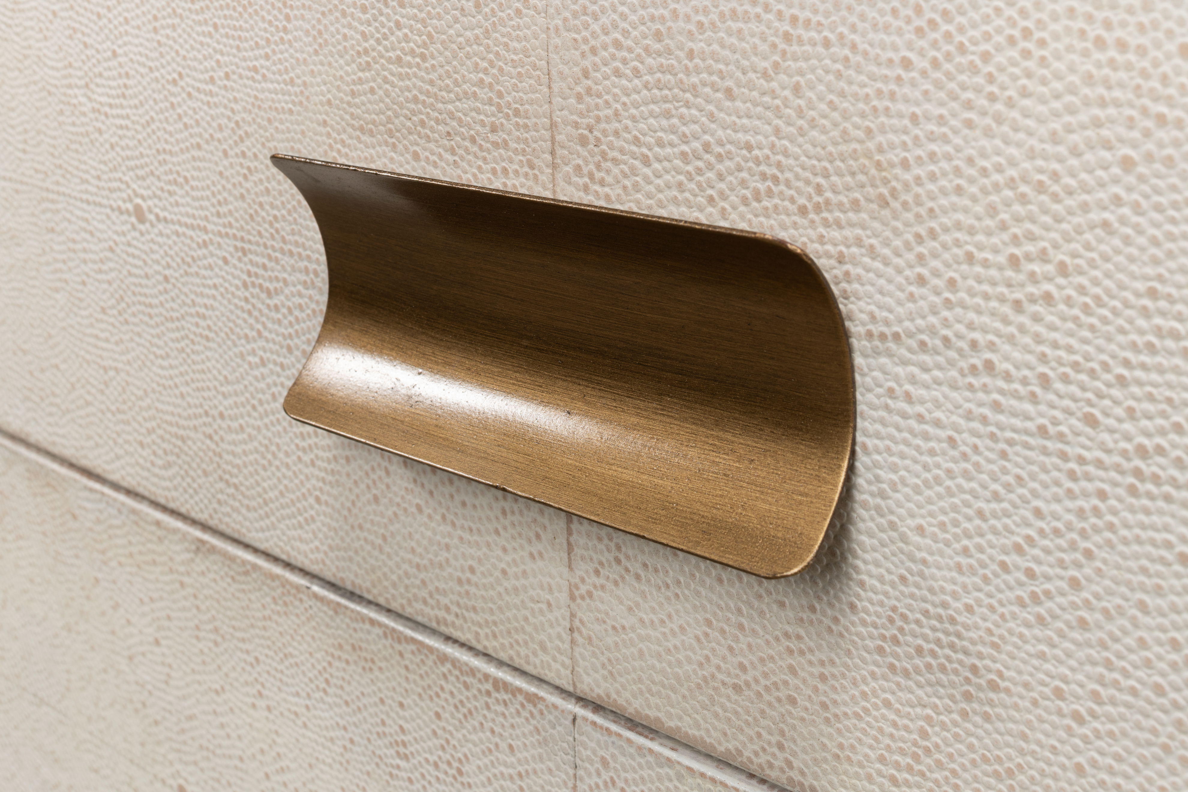 Gideon Shagreen Side Table, Osprey White large image 