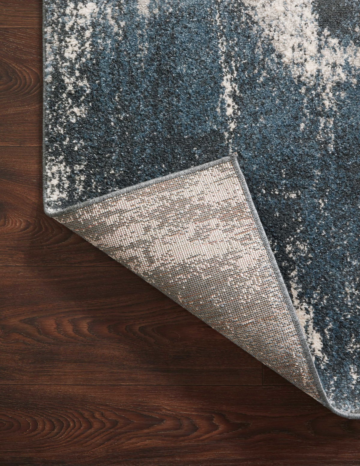 Loloi Spirit Rug, 2'7" length x 8' width View 6