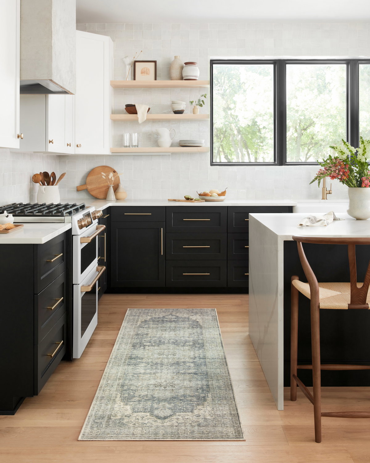 Loloi II Skye Rug, 2'6" length x 7'6" width View 3