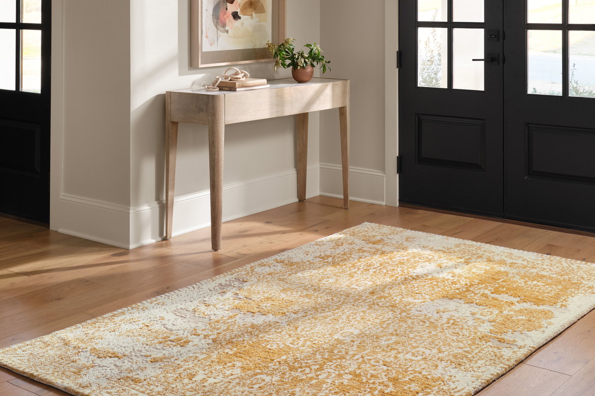 Magnolia Home by Joanna Gaines x Loloi Lindsay Rug, 1'6" length x 1'6" width View 4