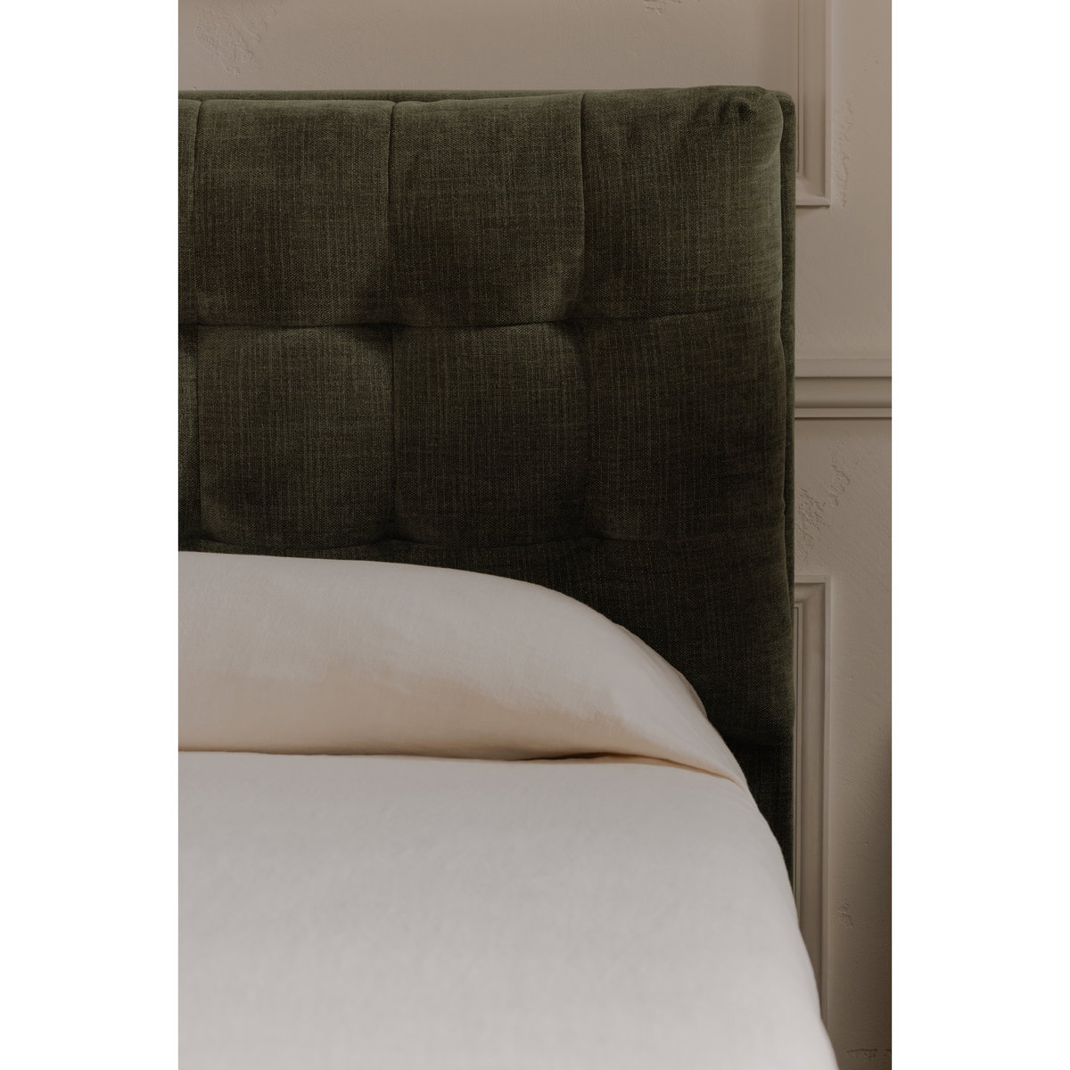 Sebastion Queen Storage Bed Green, by Moe's Home, 5'4.56" width x 3'8.88" height x 7'1.43" depth View 7