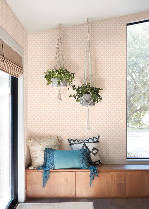 Stacked Scallops Pink Wallpaper