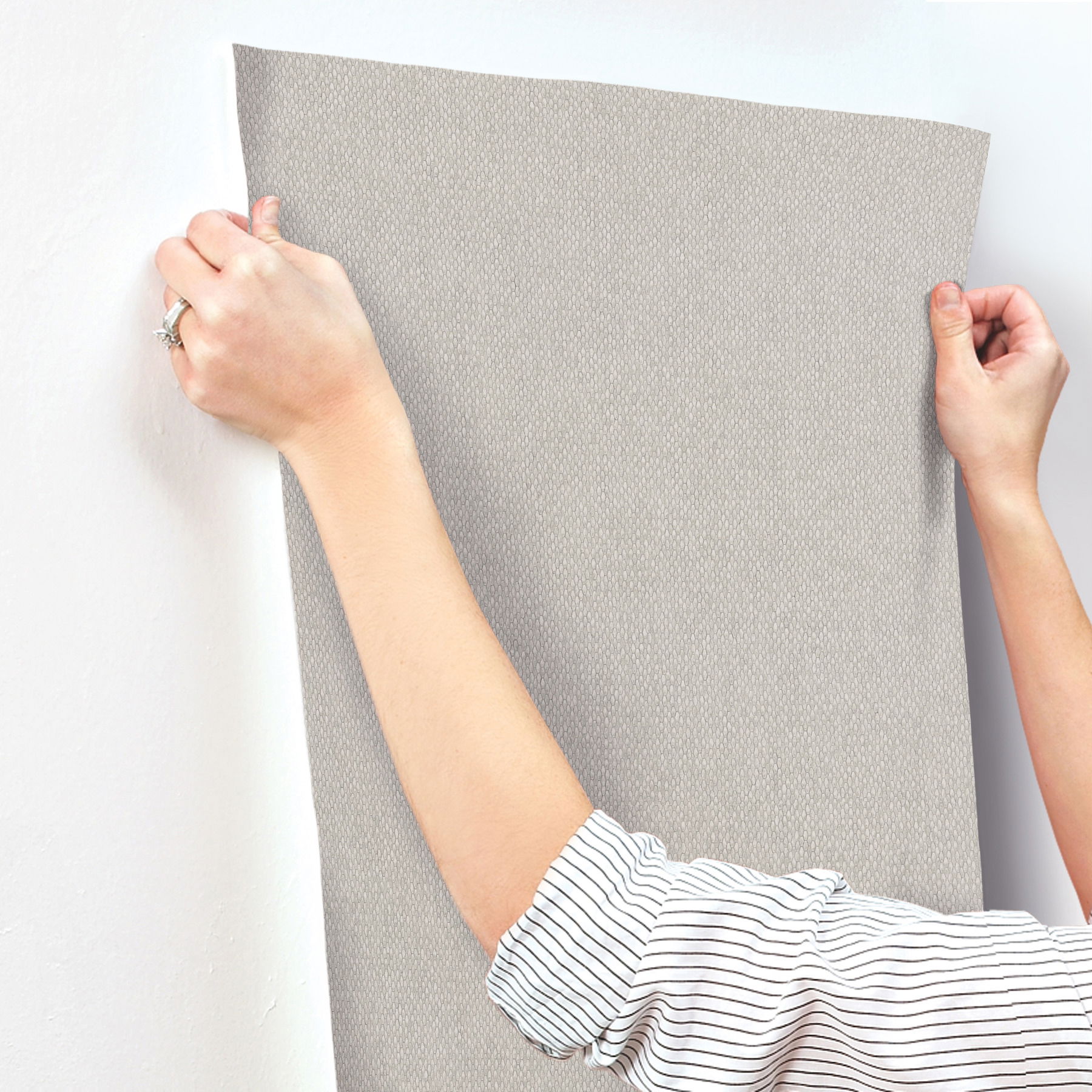 Stretched Hexagons Light Grey Wallpaper large image 