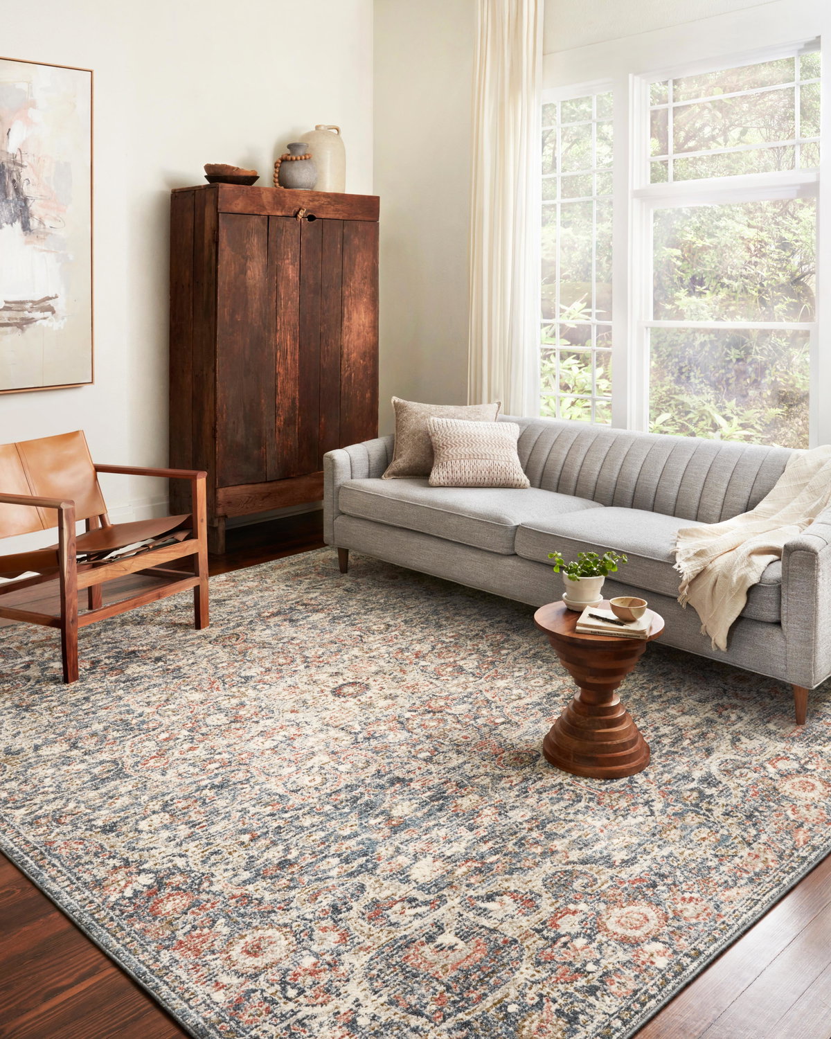 Loloi Saban Rug, 3'9" length x 3'9" width View 3