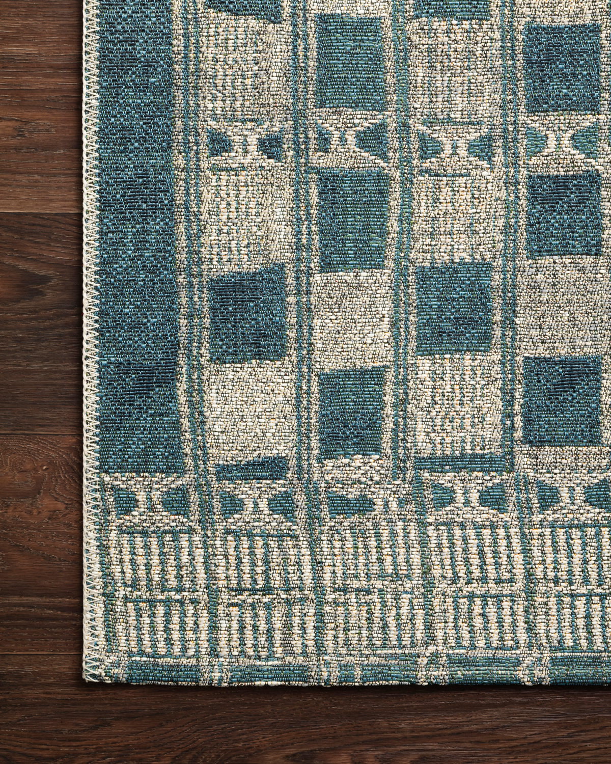 Loloi Mika Rug, 6'7" length x 9'4" width View 5