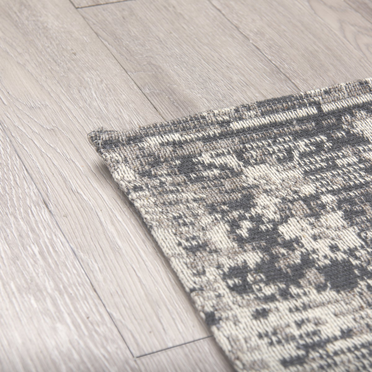 Greyson 96.0L x 60.0W x 0.4H Gray Area Rug, by Mercana, 8' length x 5' width x 0.98" height View 5