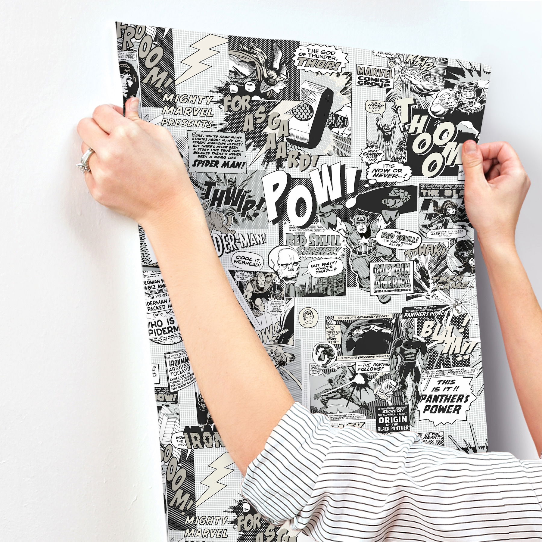 Marvel Comics Pow! Black & White Wallpaper, by York Wall, 33' length x 1'8.5" width x 0.02" depth View 4