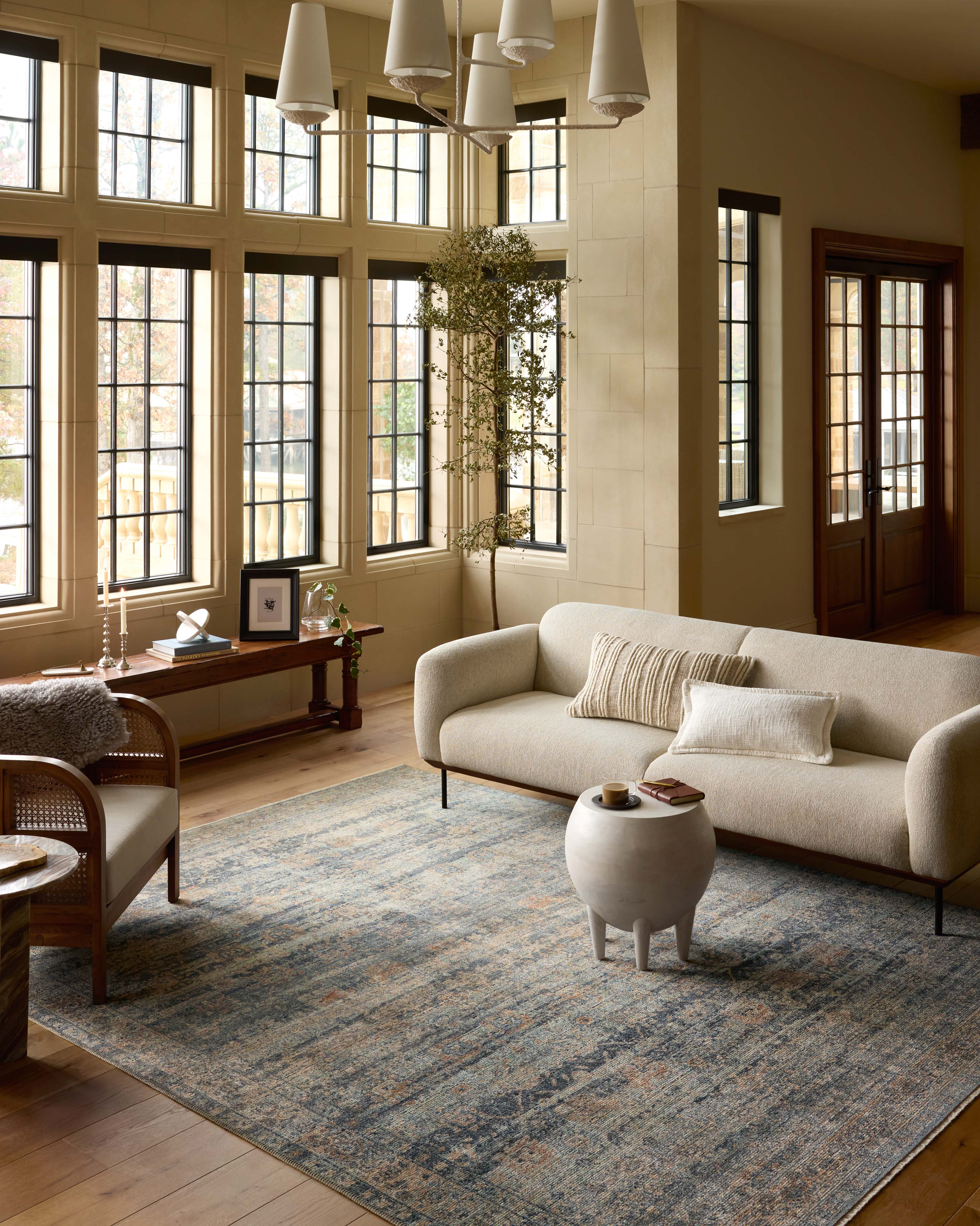 Loloi Heritage Rug large image 
