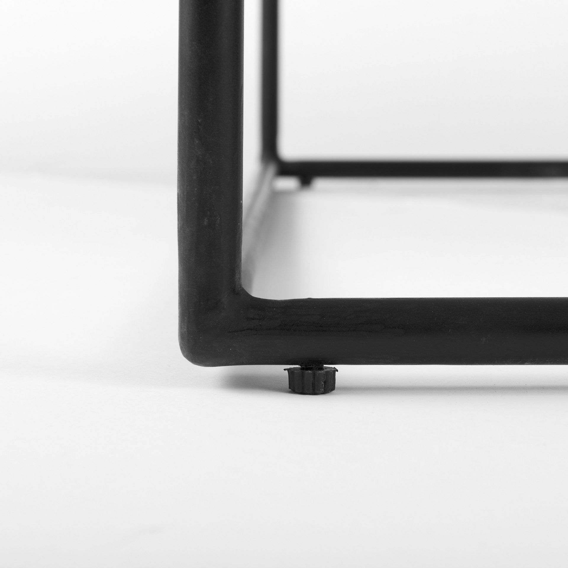 Austen 36L x 36W x 14.5H Round White Marble Top with Black Metal Frame Coffee Table, by Mercana, 36" length x 36" width x 14" height View 11