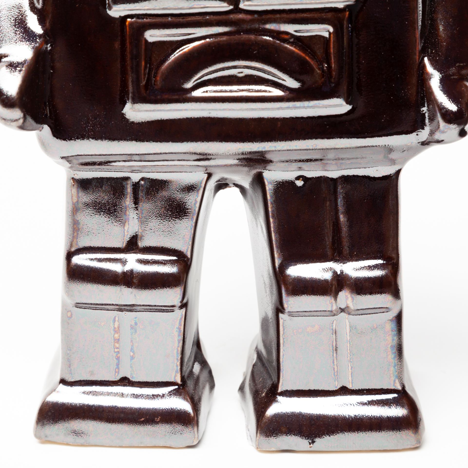 Robby 4L x 3W Bronze Polished Robot, Decorative Object by Mercana, 4.33" length x 3.35" width x 7.48" height View 8