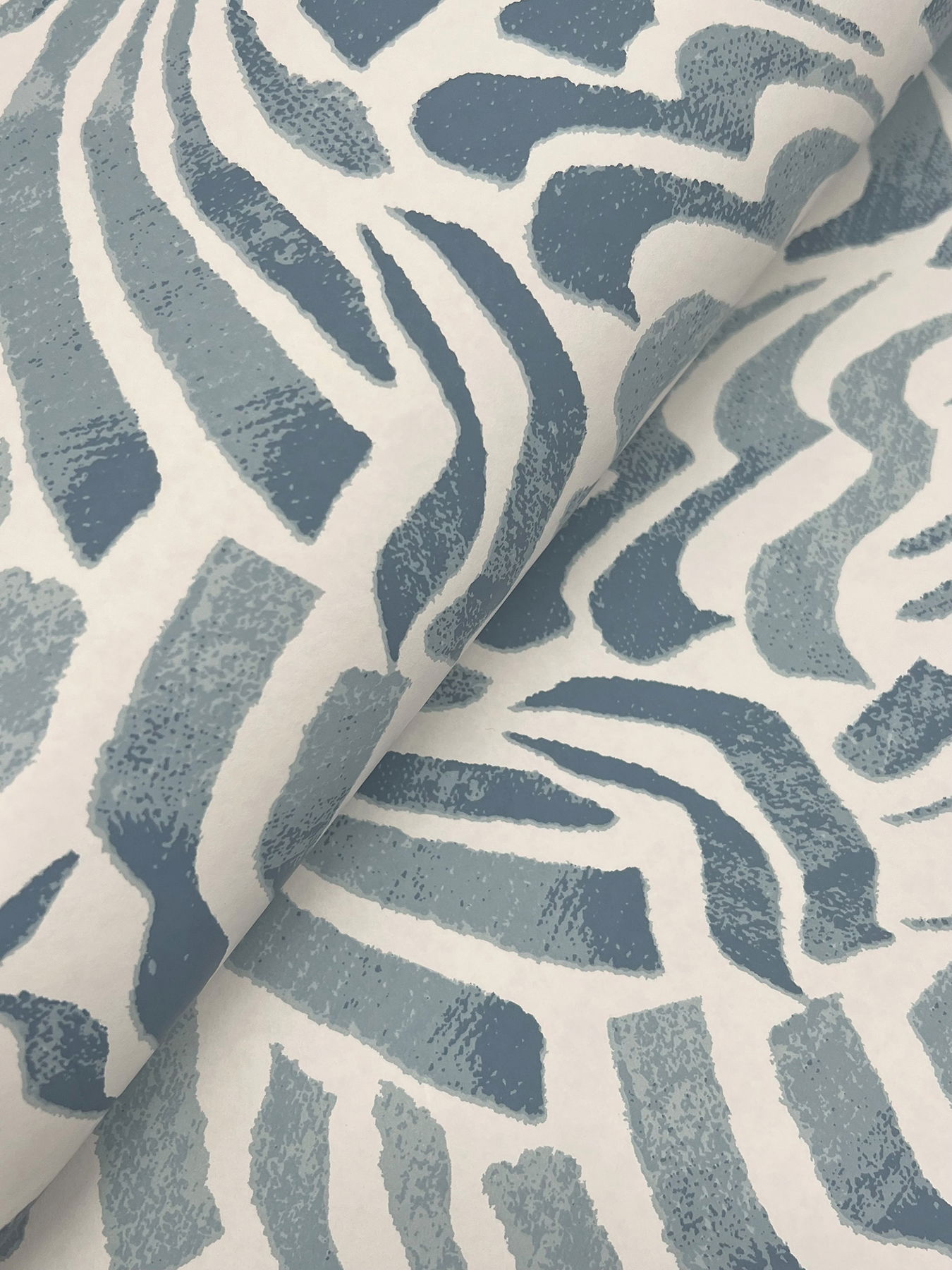 Zora Wave Denim Wallpaper large image 