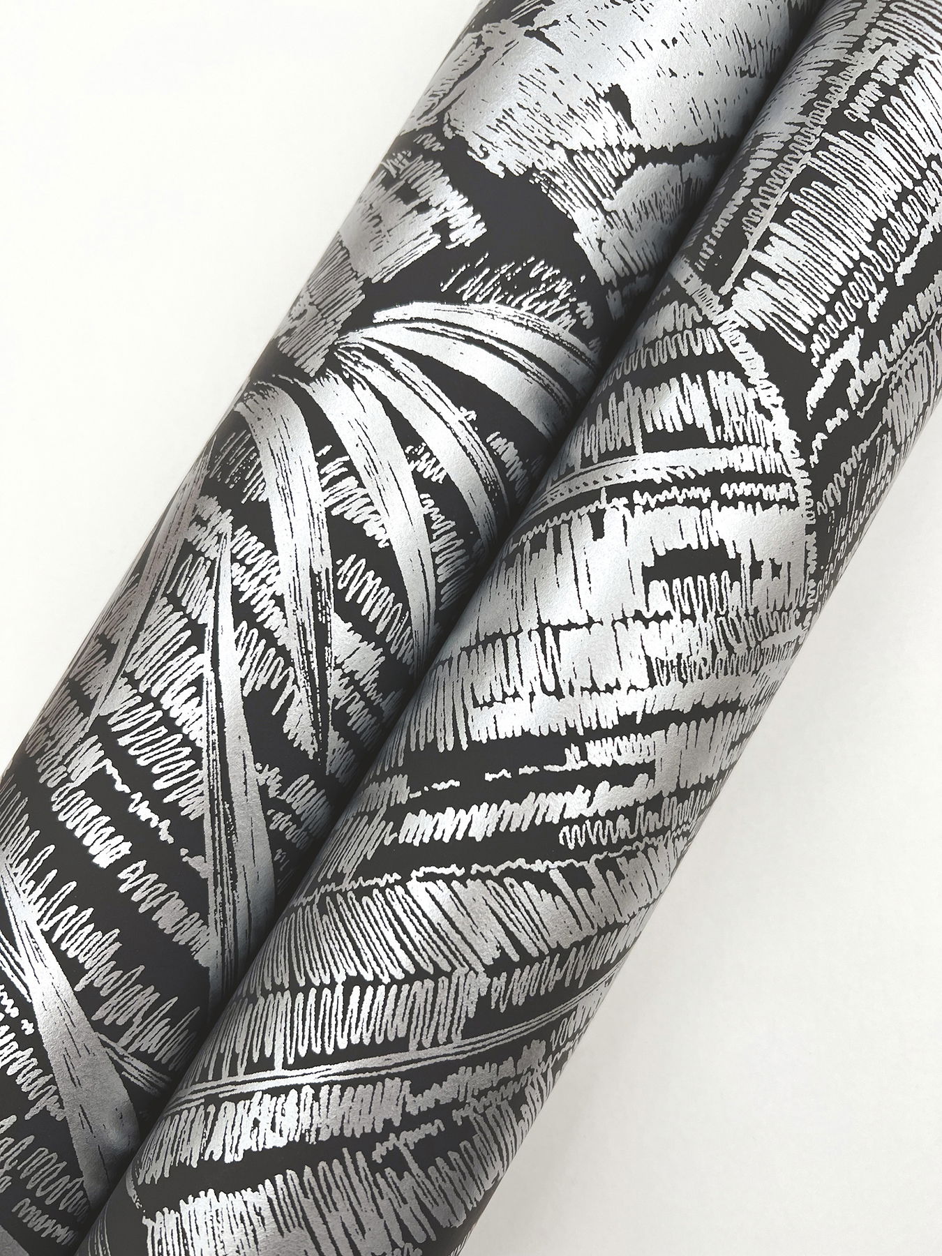 Palm Cove Toile Silver & Black Wallpaper large image 