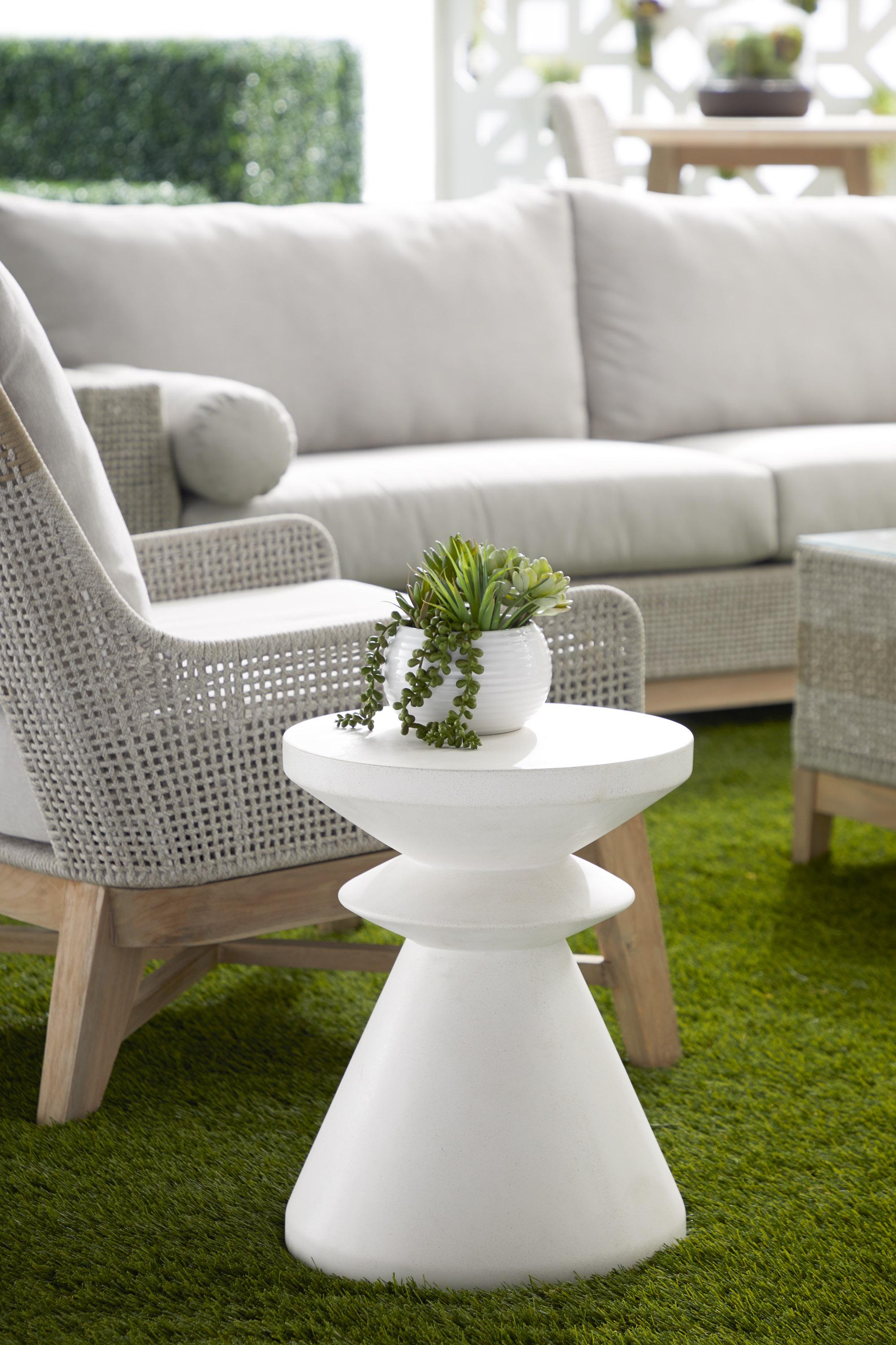 Pawn Accent Table large image 