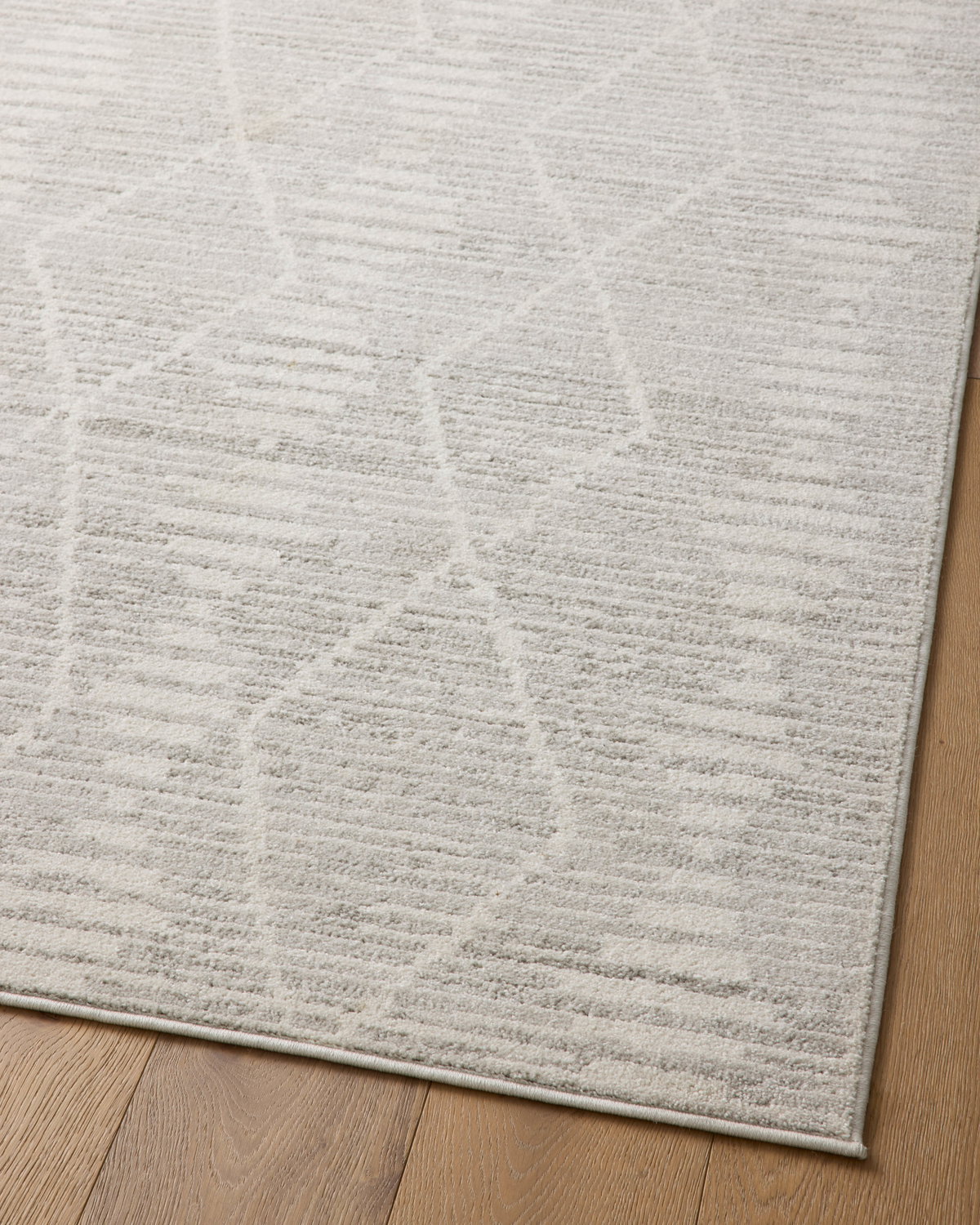 Loloi Kamala Rug, 2'7" length x 10' width View 7