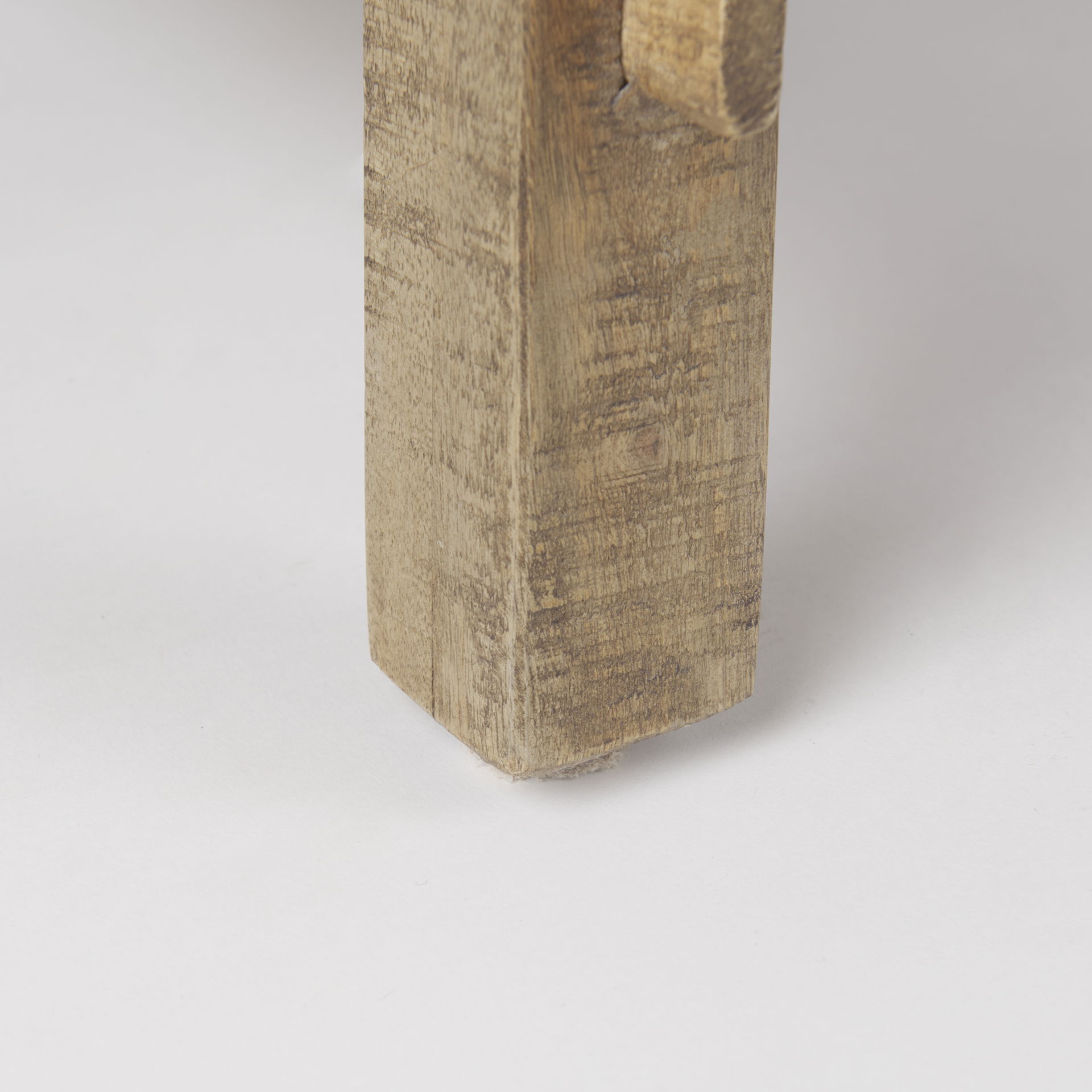 Rosie   Round Medium Brown Wood Coffee Table, by Mercana, 36" length x 36" width x 16" height View 9