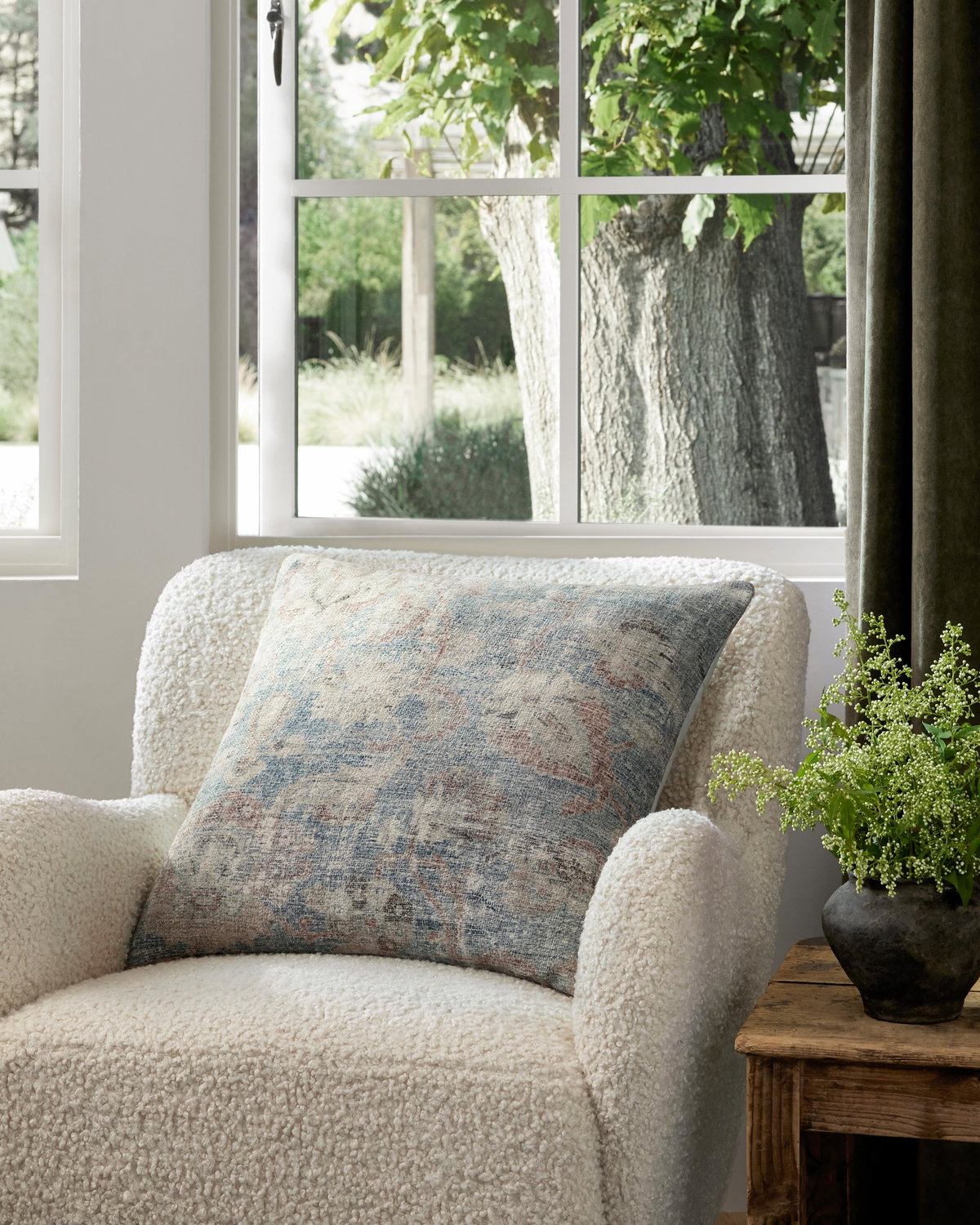 Amber Lewis x Loloi No Name Pillow, Decorative Pillow, 22" length x 22" width View 2