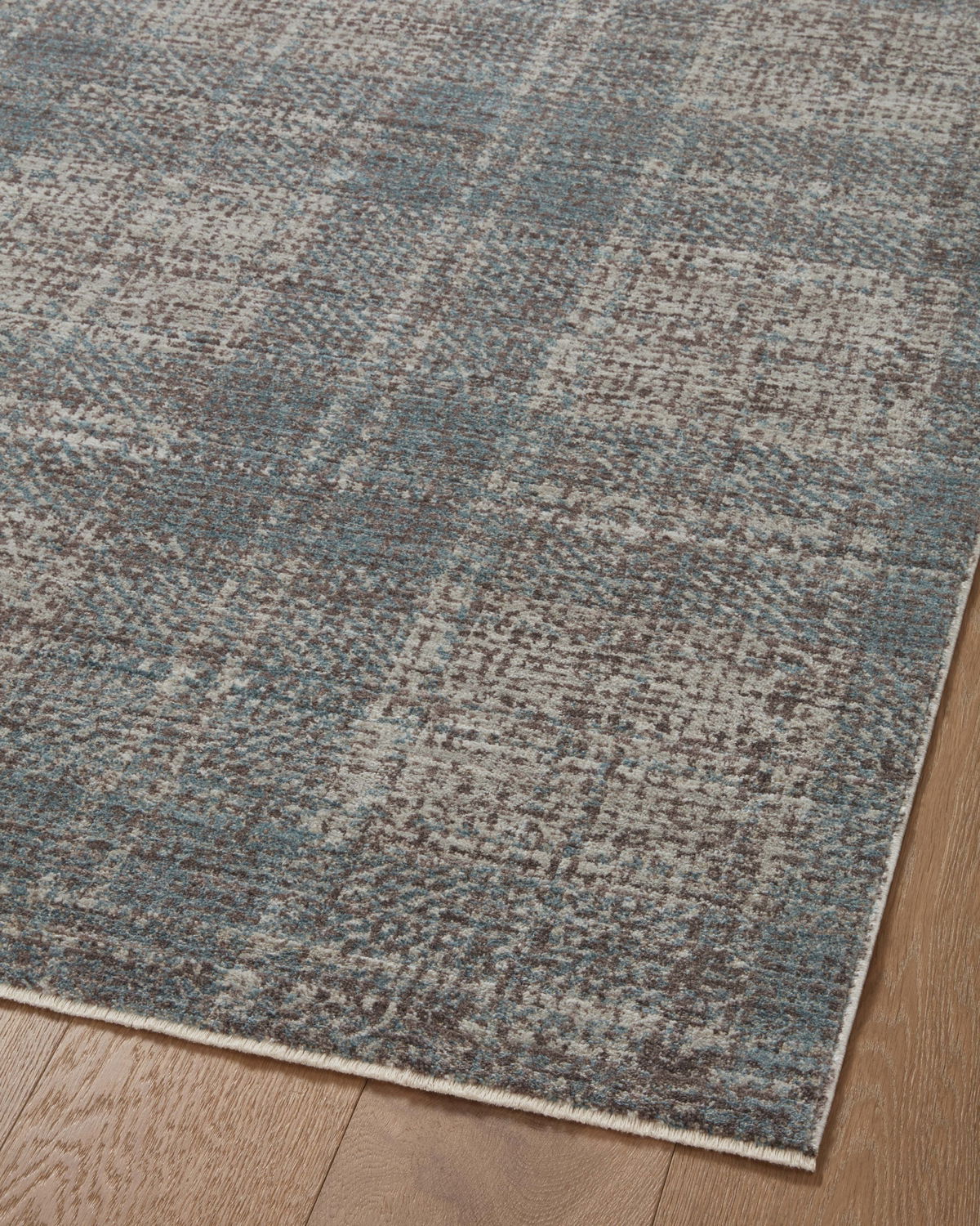 Angela Rose x Loloi Ember Rug, 5'3" length x 7'6" width View 9