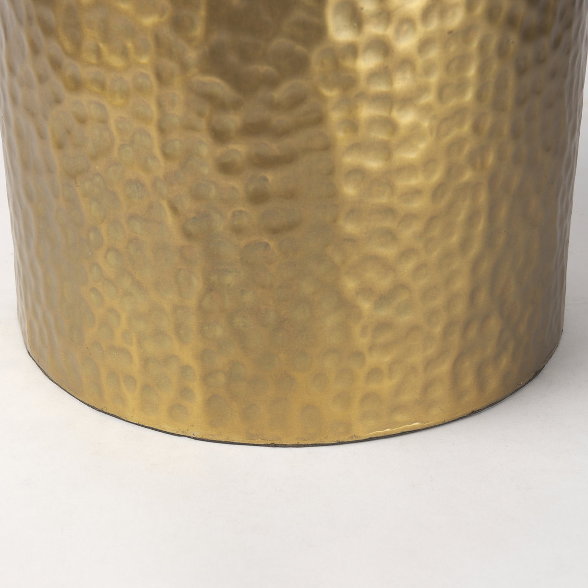 Leo 18.0L x 18.0W x 31.0H Gold Hammered with White Fabric Shade Table Lamp, by Mercana, 21" length x 21" width x 29.5" height View 6