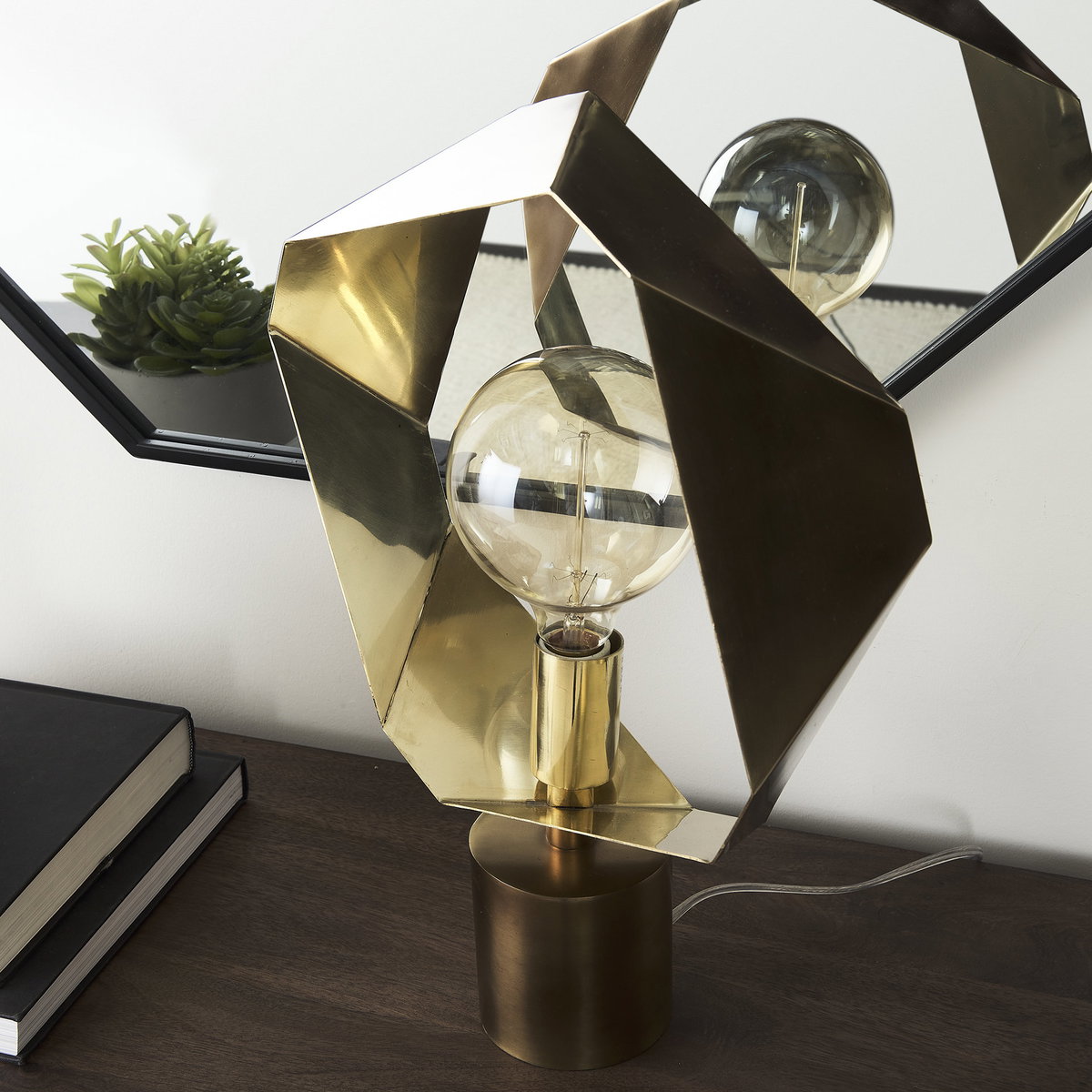 Shamir 15L x 15W Gold Geometric Metal Table Lamp, by Mercana, 14.5" length x 14.5" width x 18.7" height View 3