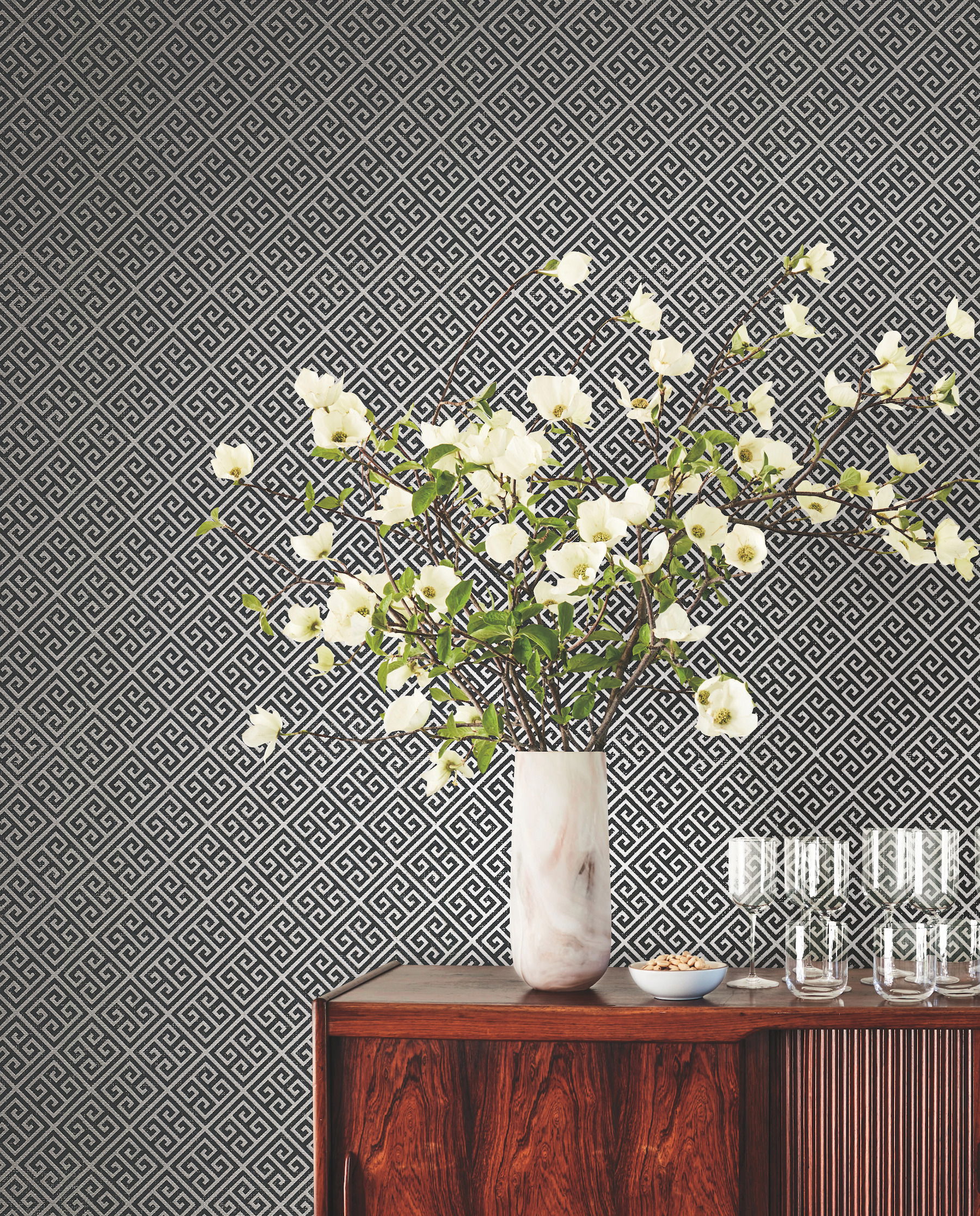 Grecian Geometric Silver & Black Wallpaper large image 