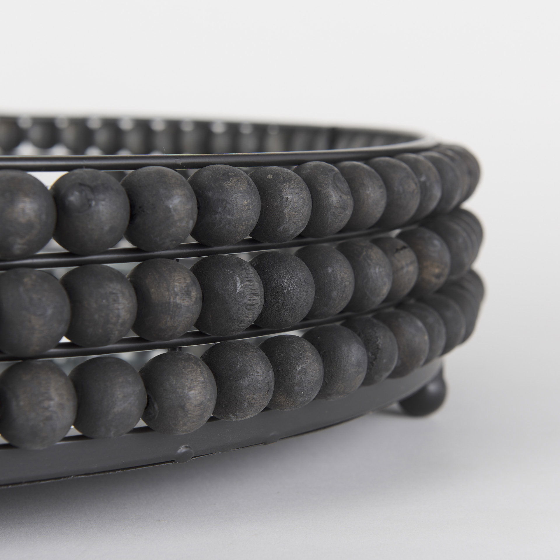 Decatur II 21L x 21W Black Wooden Bead Mirrored Bottom Round Tray large image 