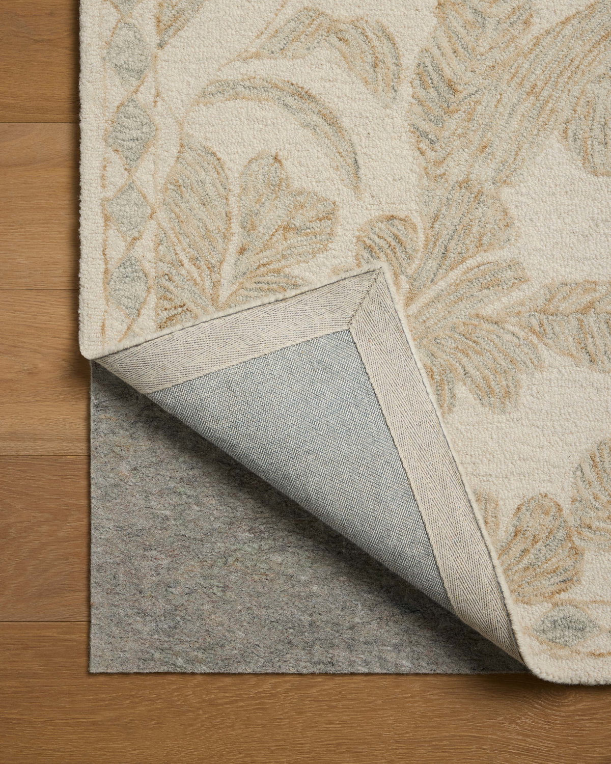 Loloi Lenore Rug, 1'6" length x 1'6" width View 6