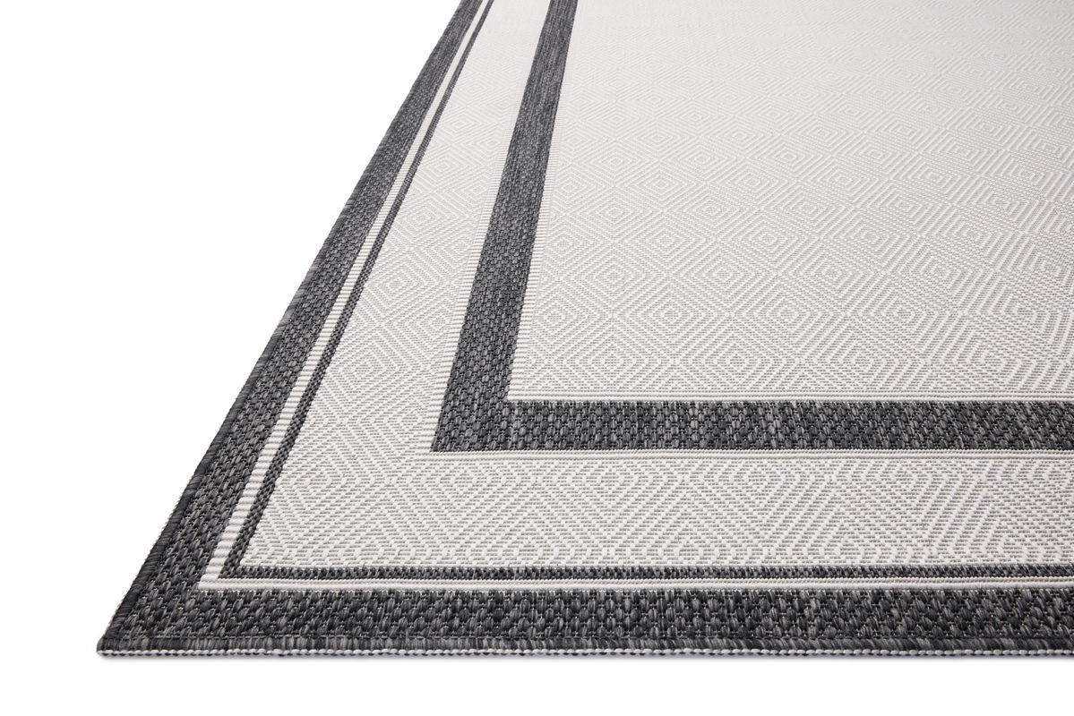 Loloi Easton Rug, 1'6" length x 1'6" width View 4