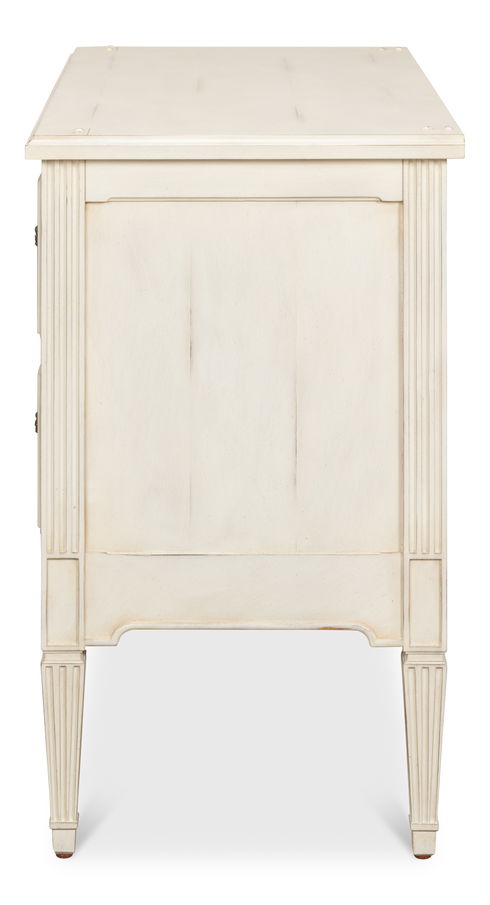 Antoinette Chest