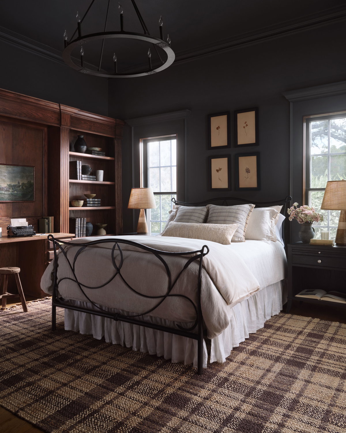 Magnolia Home by Joanna Gaines x Loloi Louie Rug, 1'6" length x 1'6" width View 2