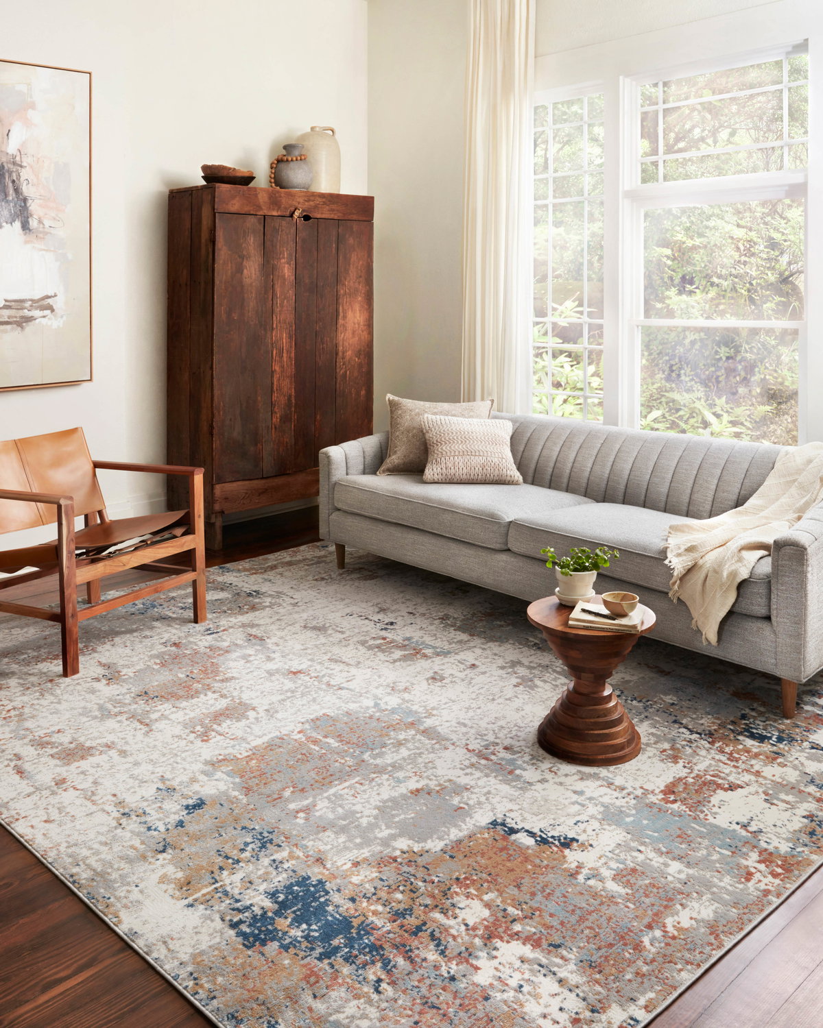 Loloi Bianca Rug, 1'6" length x 1'6" width View 2
