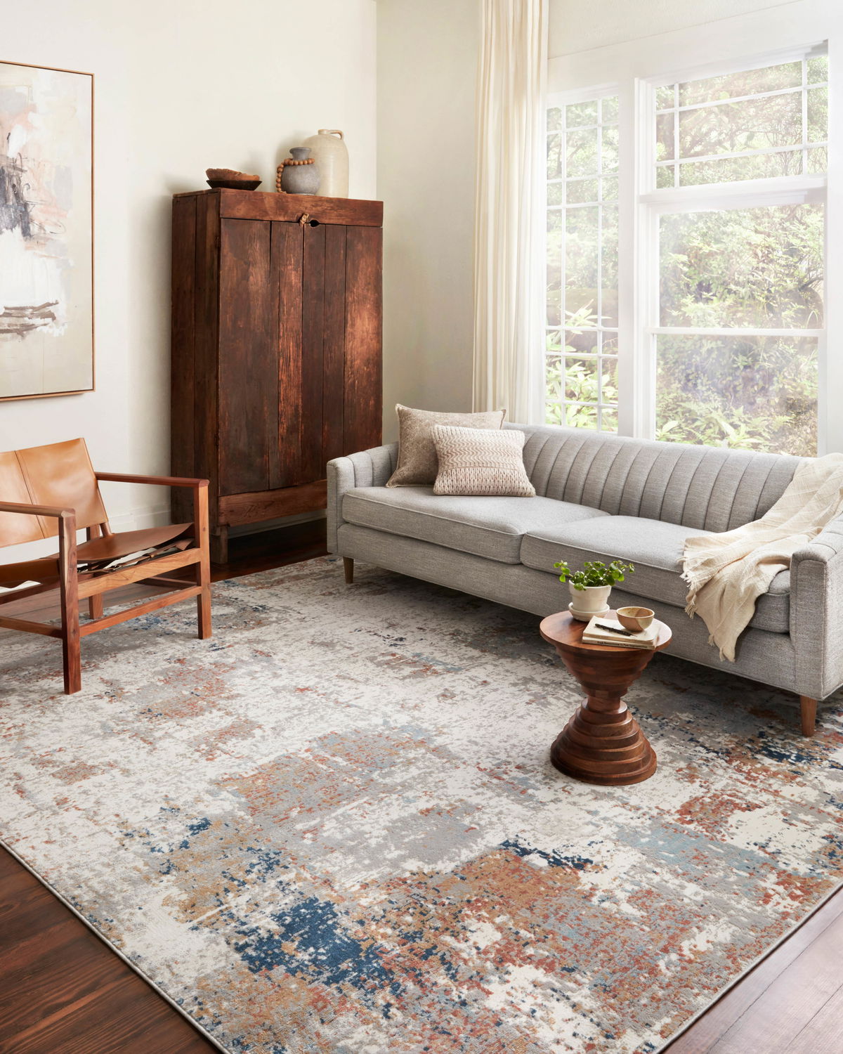 Loloi Bianca Rug, 2'8" length x 7'6" width View 2