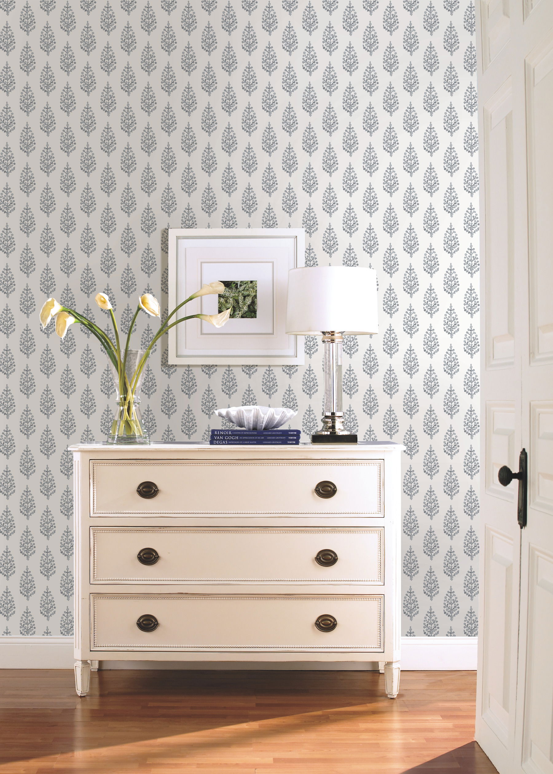 Paisley on Calico Grey Wallpaper large image 