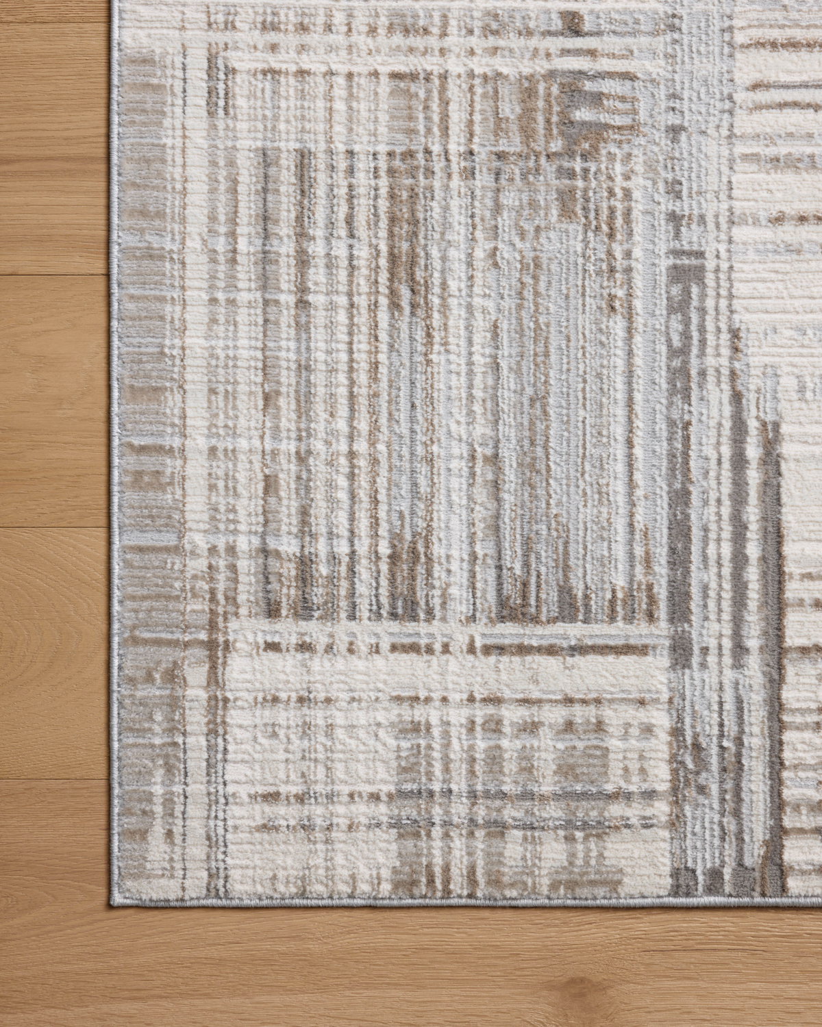 Loloi Hollis Rug, 1'6" length x 1'6" width View 5