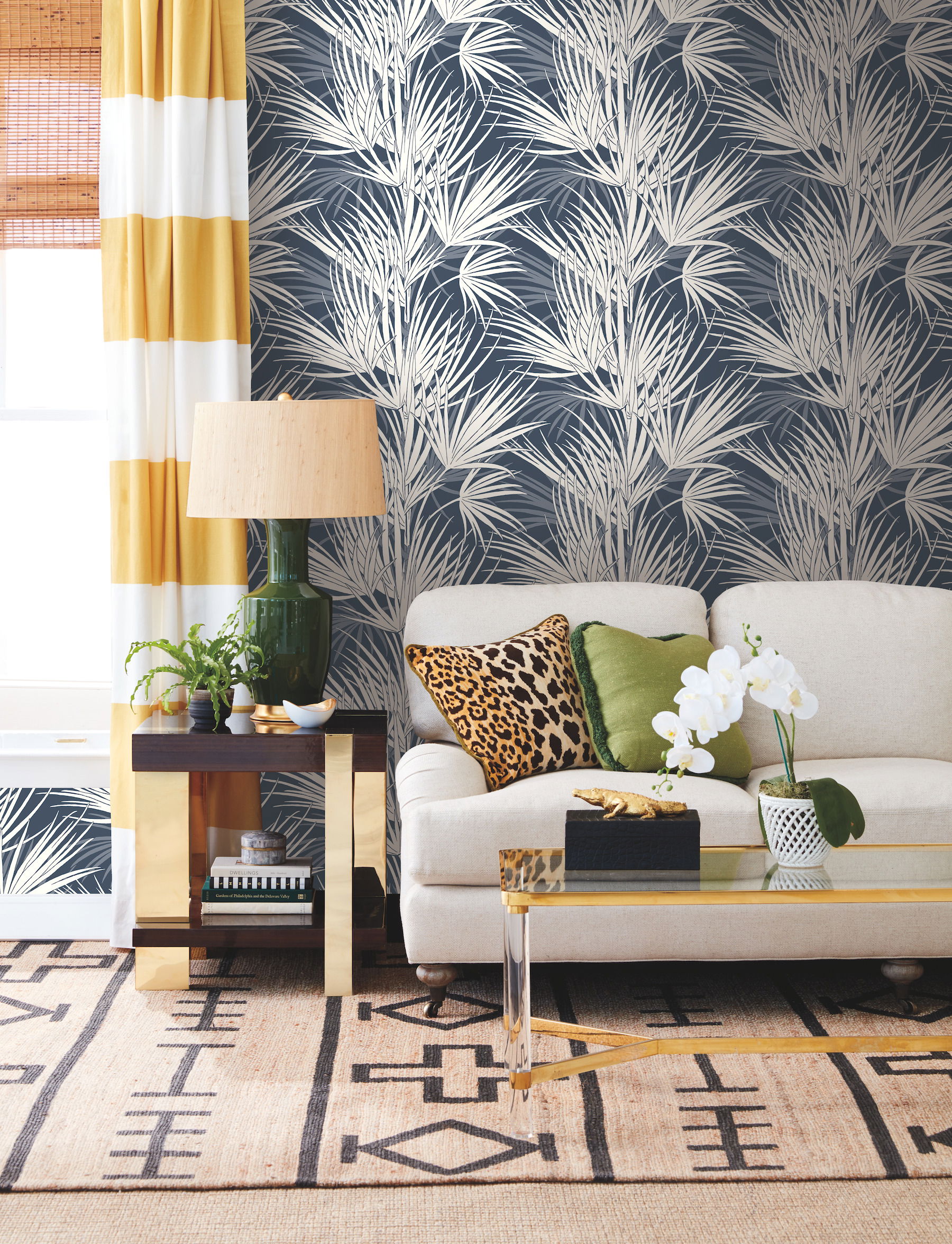 Palmetto Navy & White Wallpaper large image 