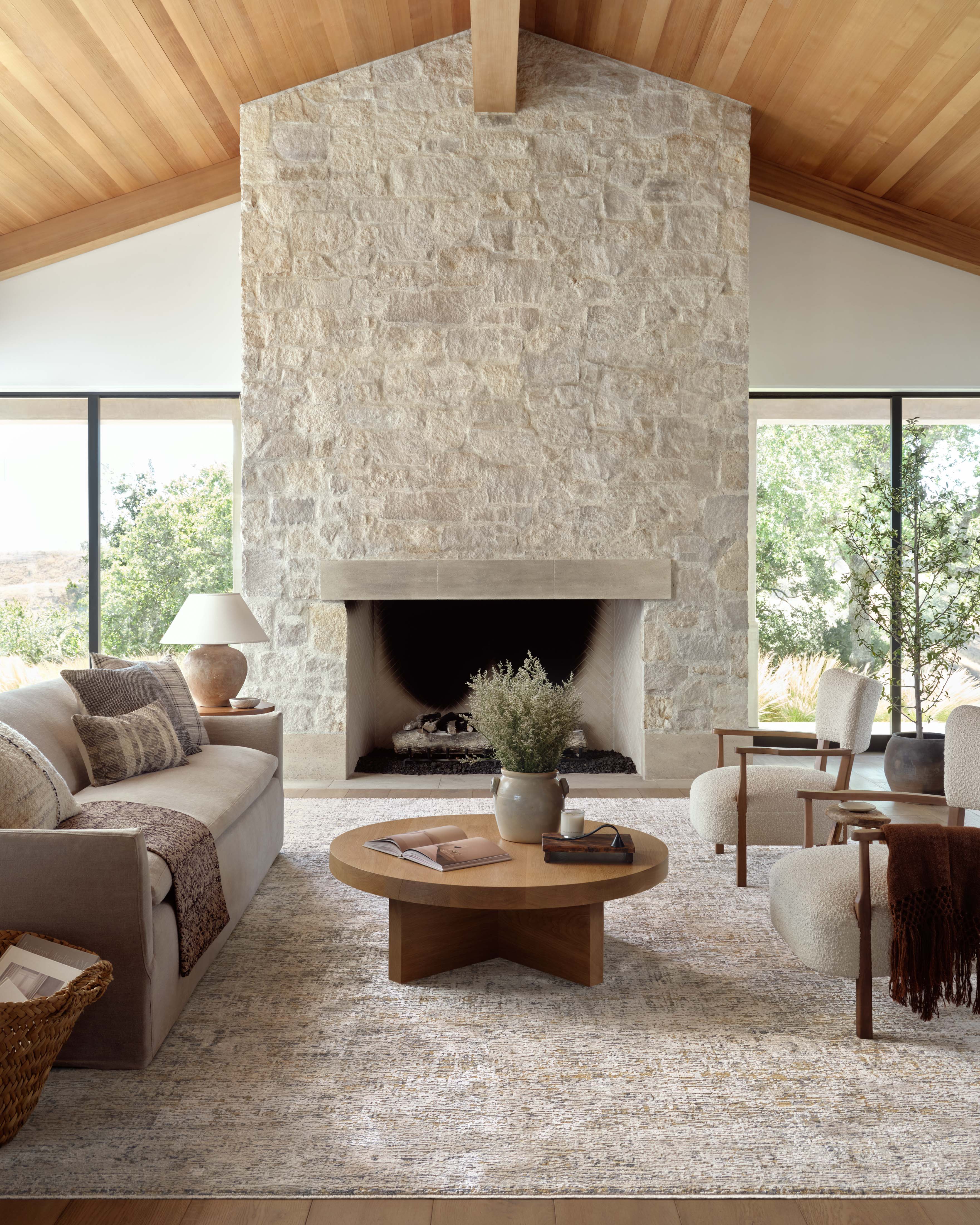 Amber Lewis x Loloi Alie Rug, 11'6" length x 15'7" width View 2