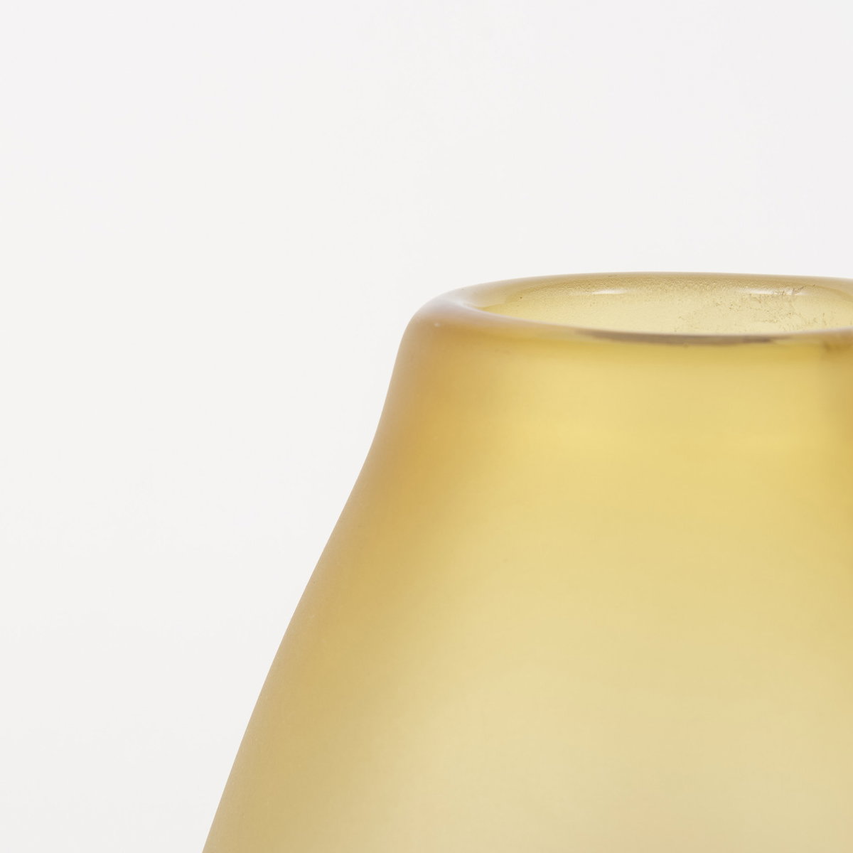 Pyla Large Yellowith Brown Glass Sand Dune Inspired Vase, by Mercana, 7" length x 7" width x 11" height View 10