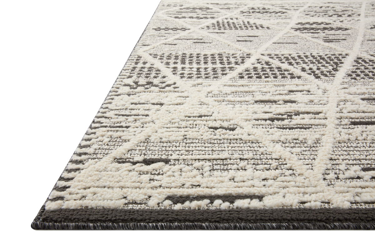 Loloi Fabian Rug, 2'7" length x 4' width View 3