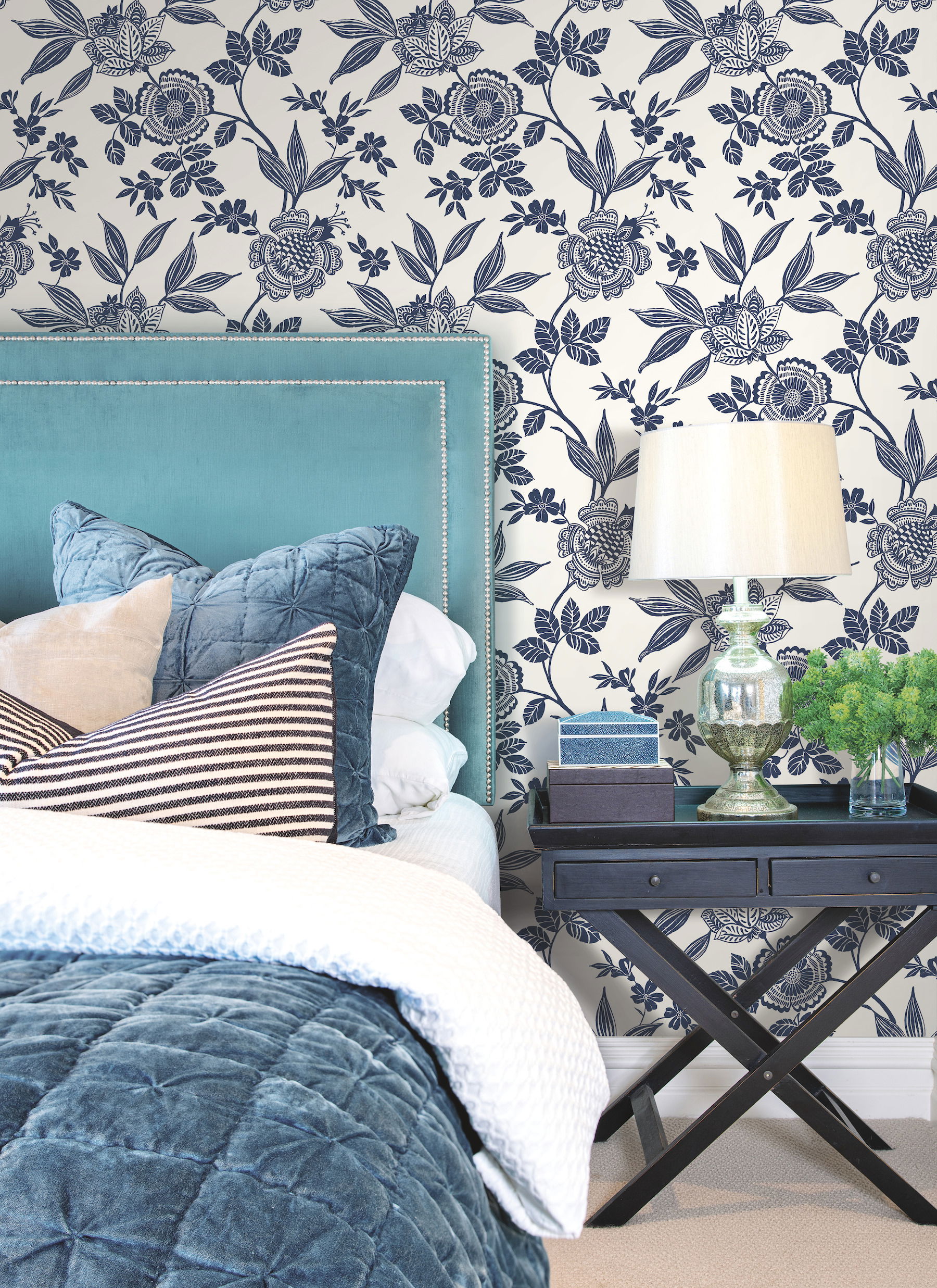 Wood Cut Jacobean Navy Wallpaper large image 