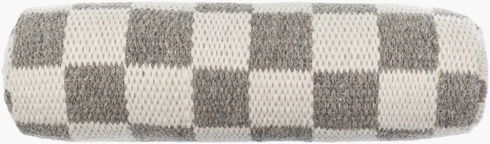 Preethi Accent Pillow