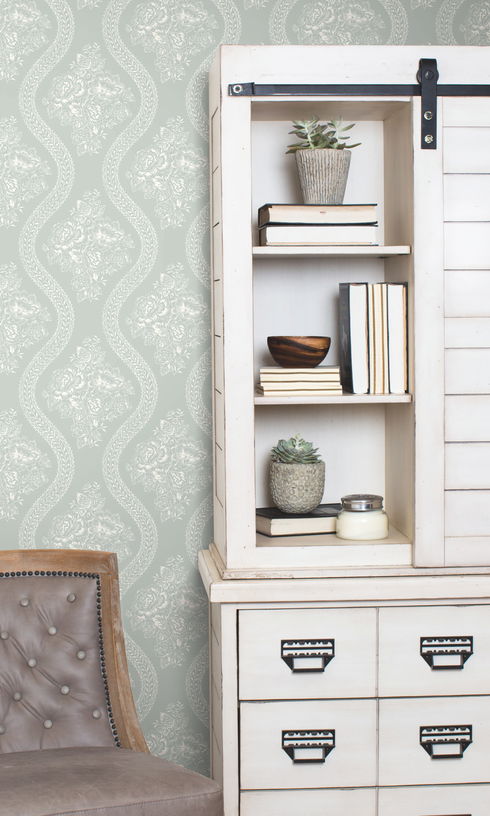 Coverlet White & Blue Wallpaper