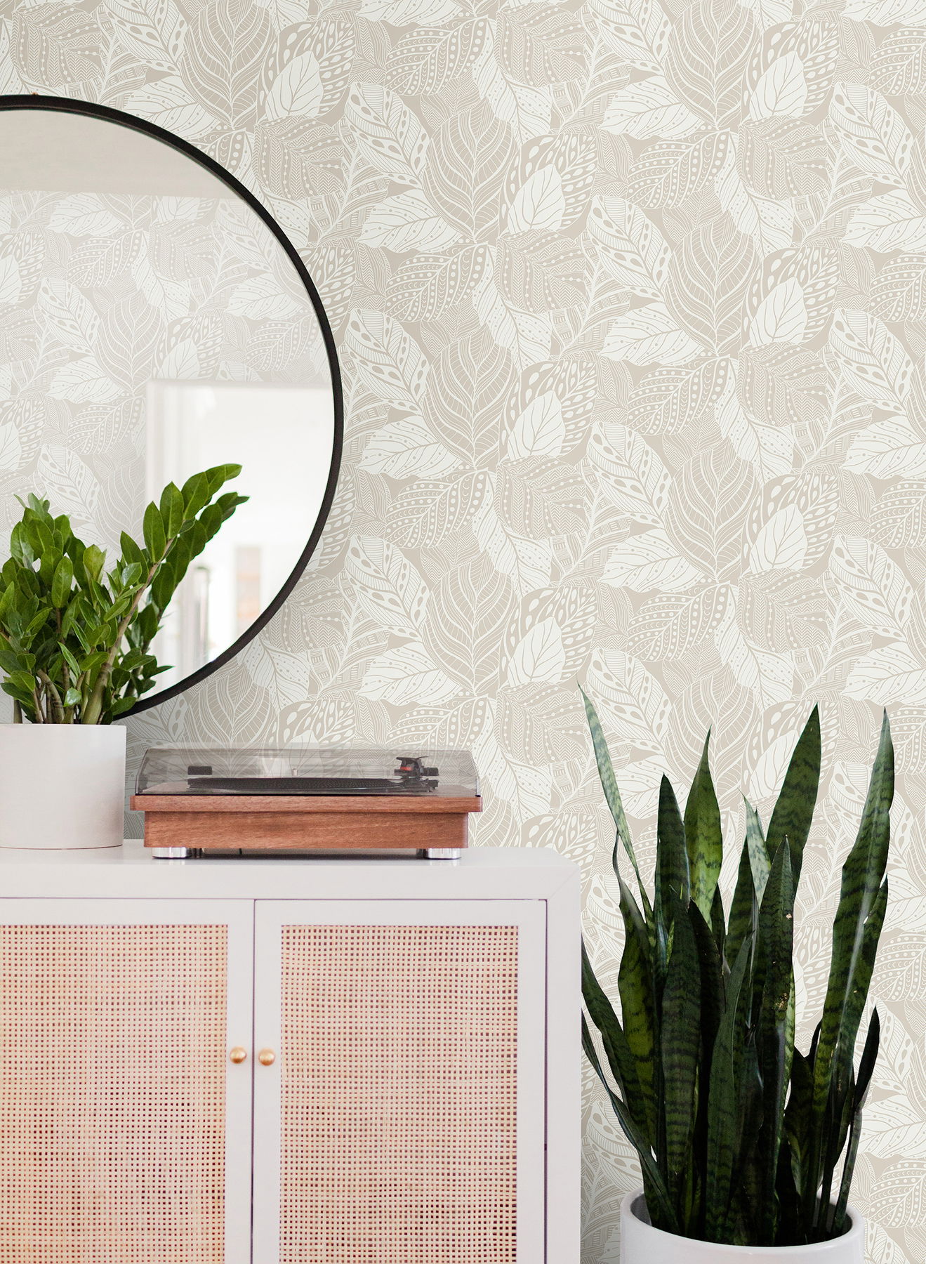 Vinca White Metallic Wallpaper large image 