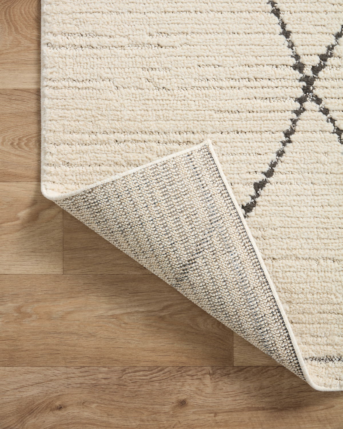 Loloi Fabian Rug, 2'7" length x 7'6" width View 7