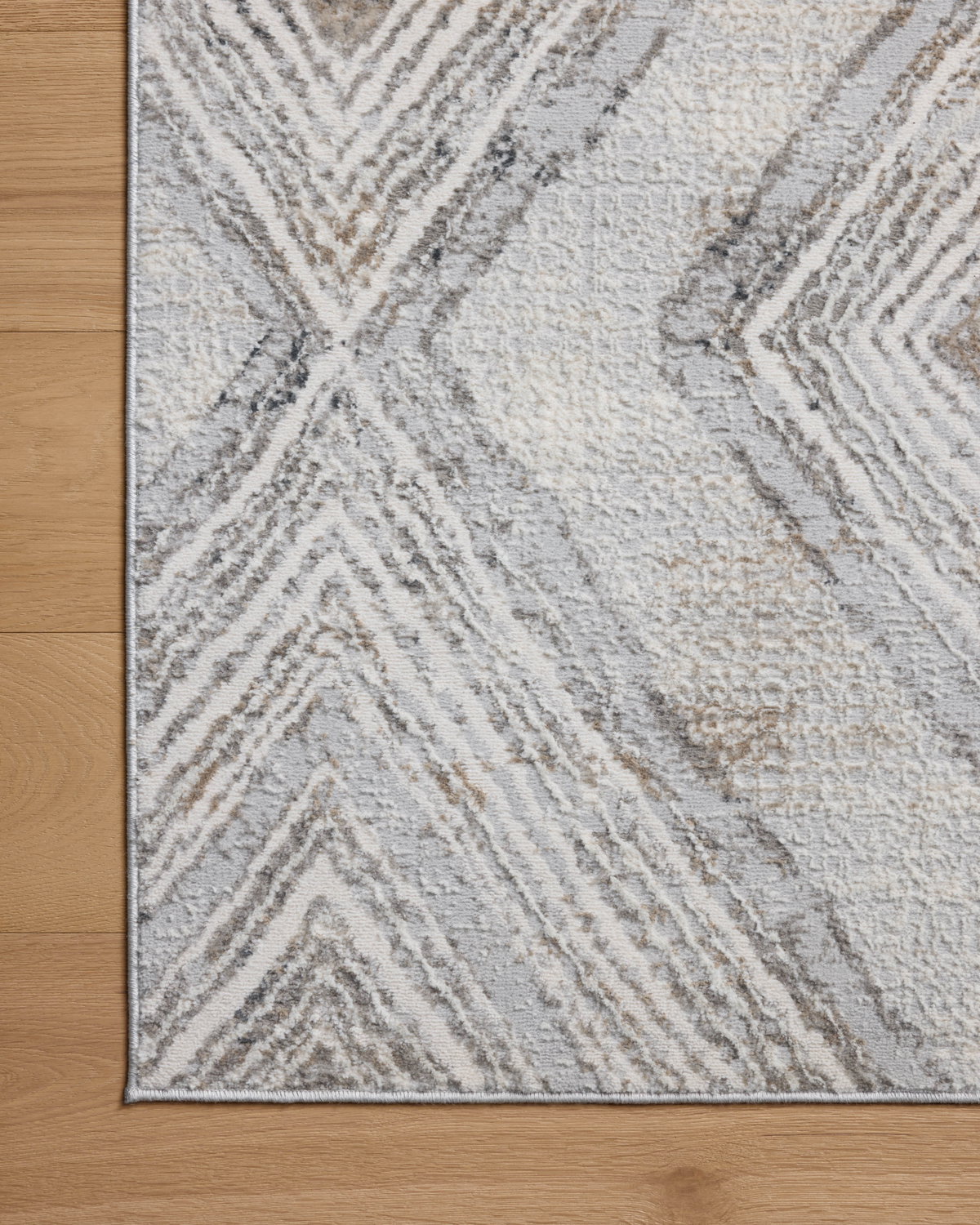 Loloi Hollis Rug, 5'3" length x 7'6" width View 5