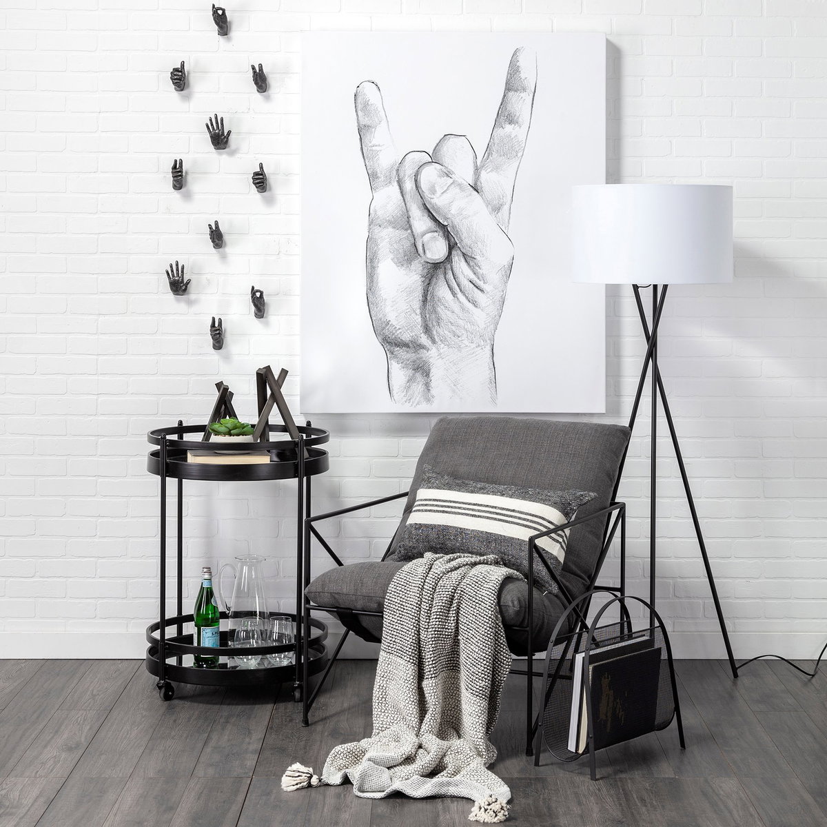Bastian (Small) 8L x 7W Black Metal Abstract Object, Decorative Object by Mercana, 7.87" length x 7.28" width x 9.84" height View 2