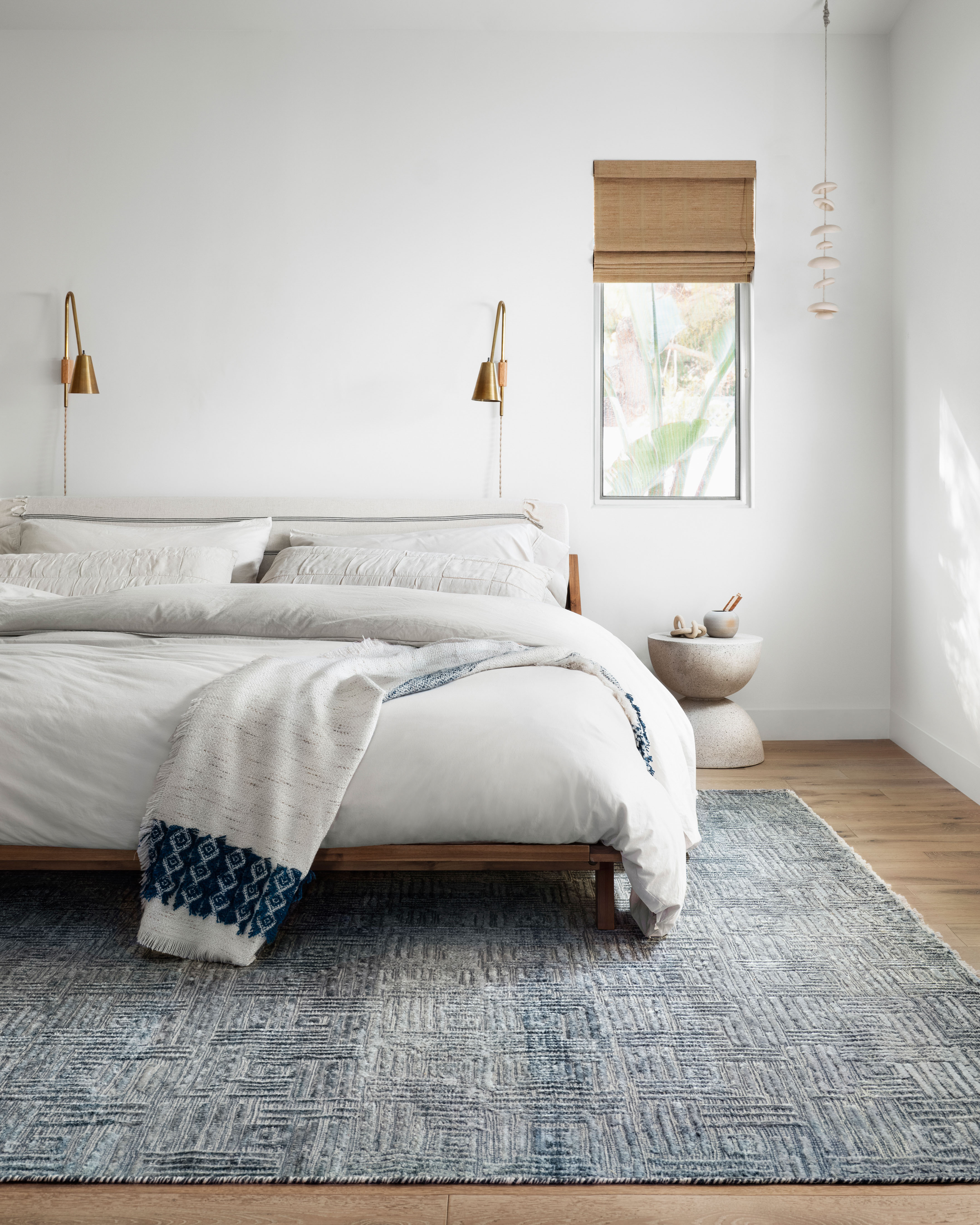 Loloi II Lana Rug, 7'9" length x 9'9" width View 2